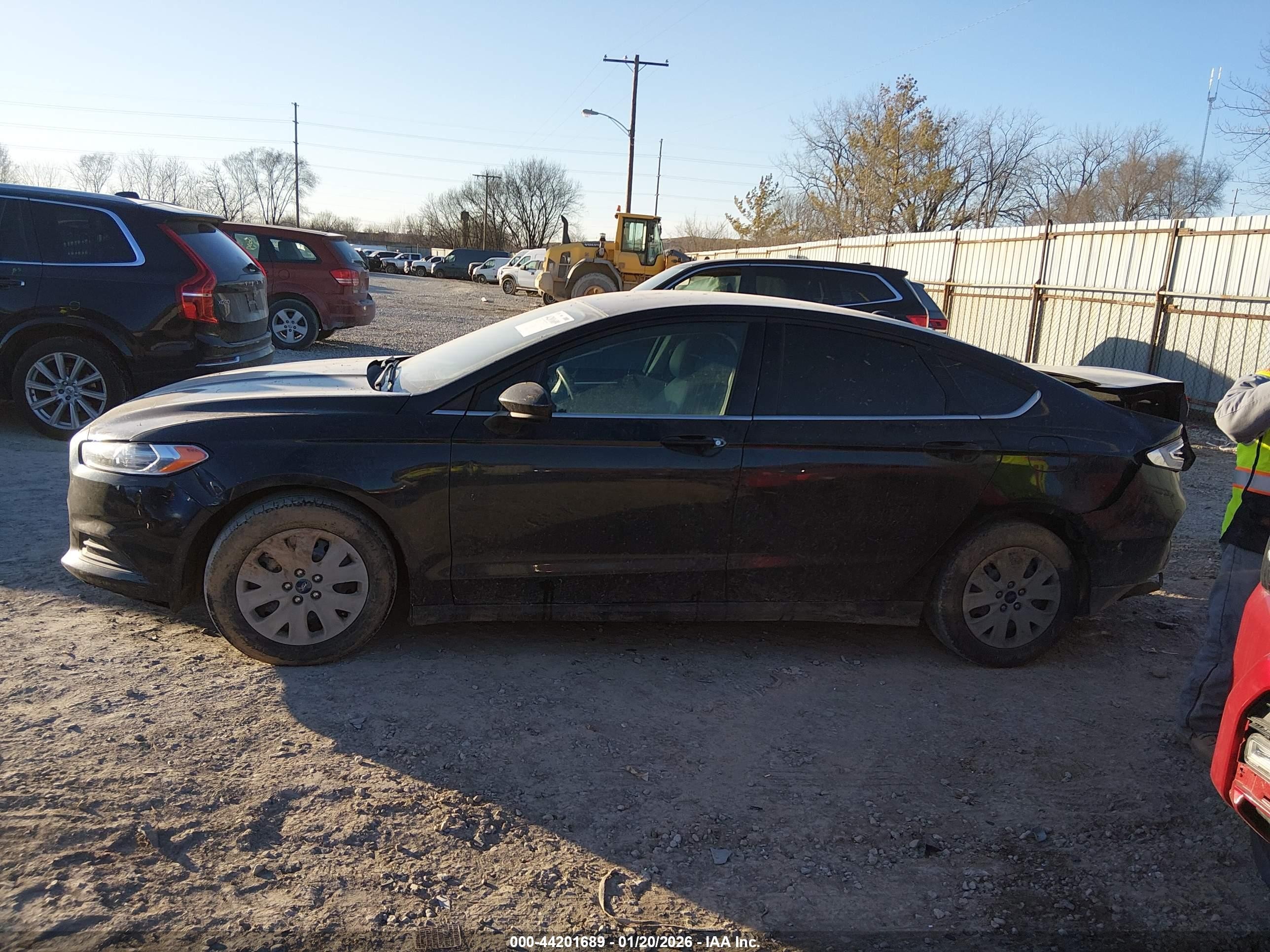 2014 Ford Fusion S Black vin: 3FA6P0G72ER114104