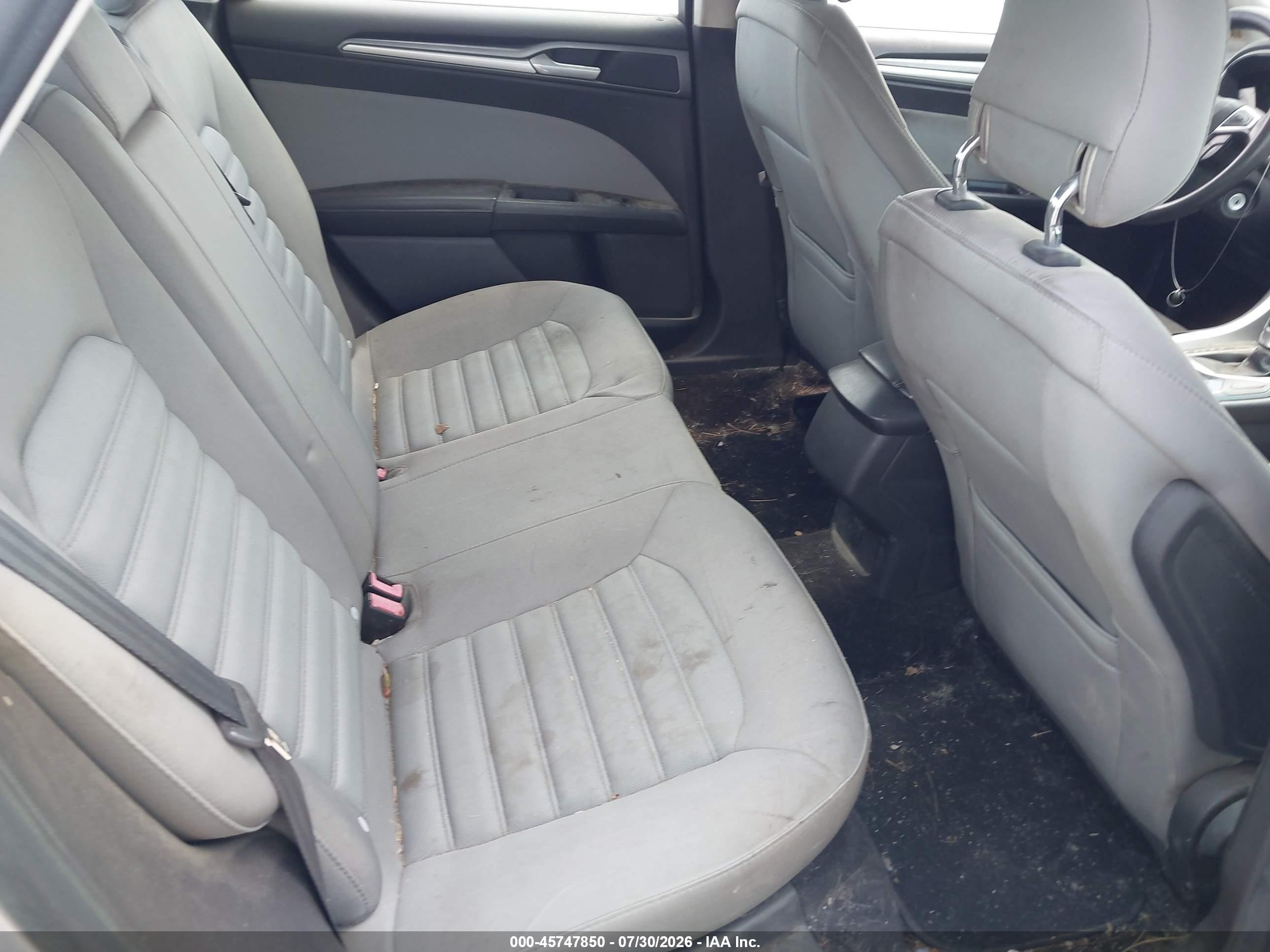 2014 Ford Fusion S Silver vin: 3FA6P0G72ER318563