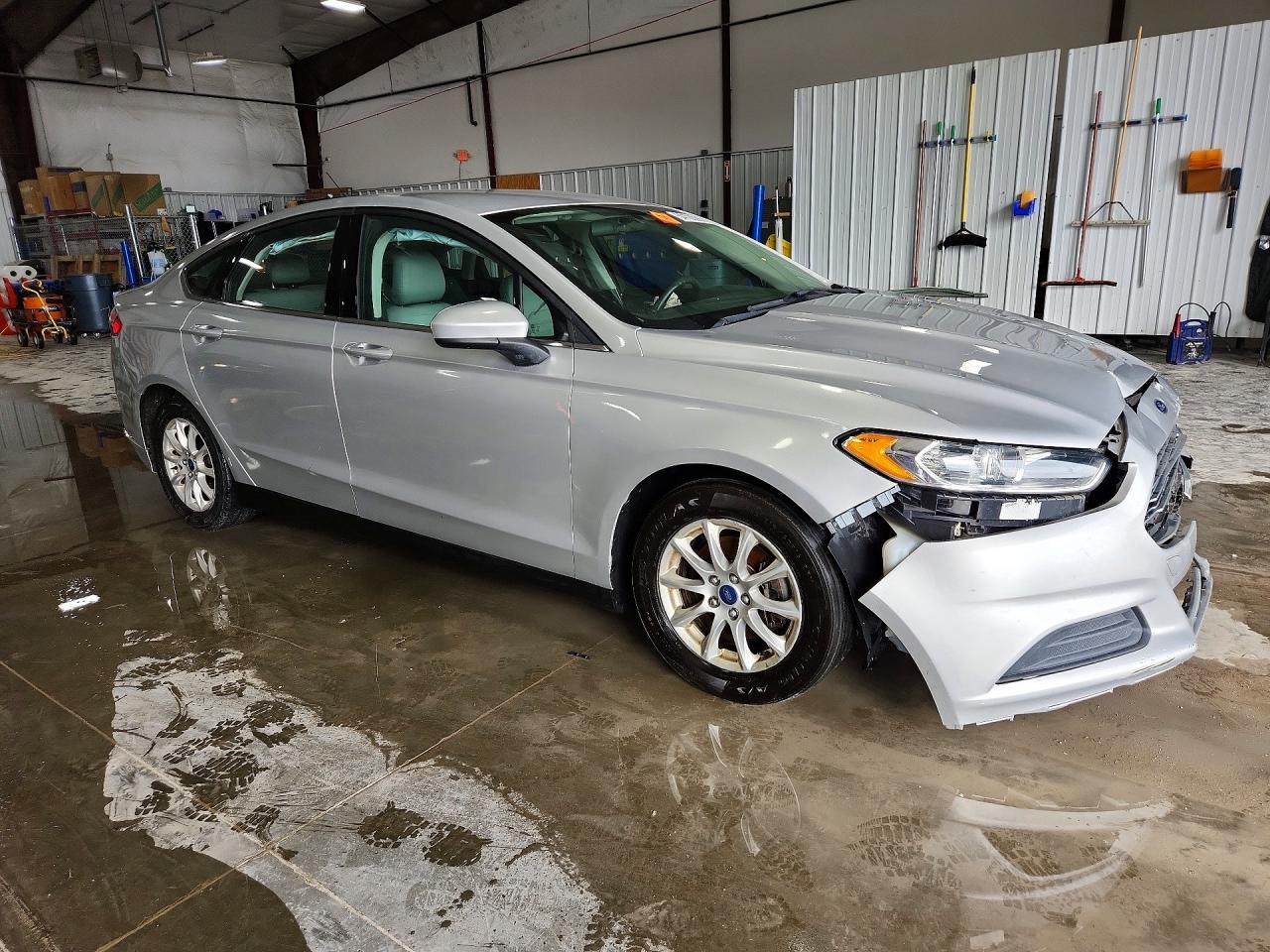 2015 Ford Fusion S Silver vin: 3FA6P0G72FR224748