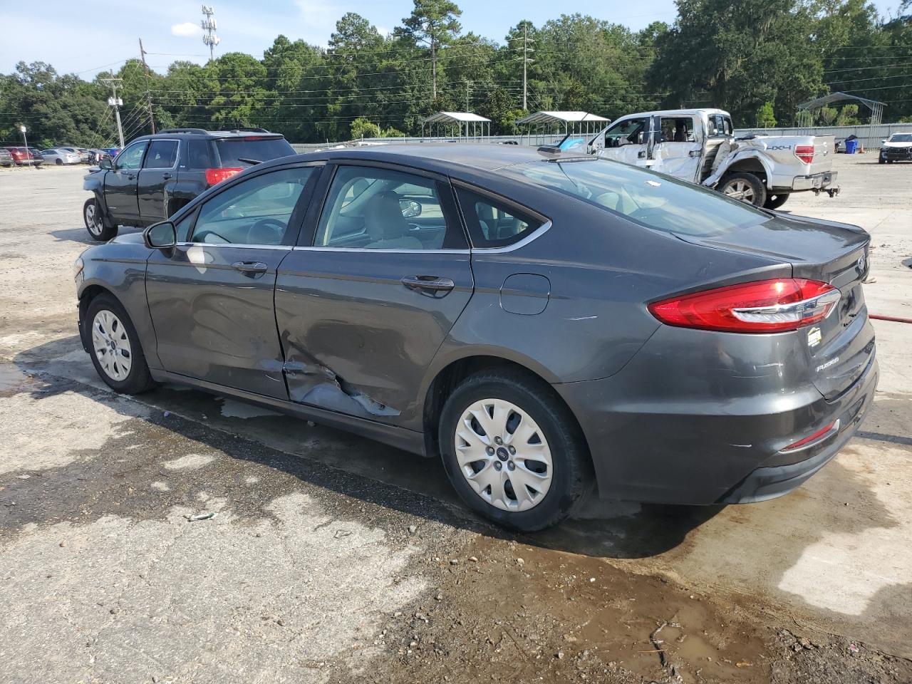 2019 Ford Fusion S Gray vin: 3FA6P0G72KR280585