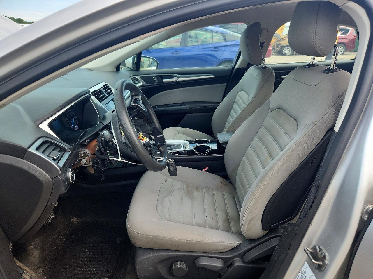 2013 Ford Fusion S Silver vin: 3FA6P0G73DR178893