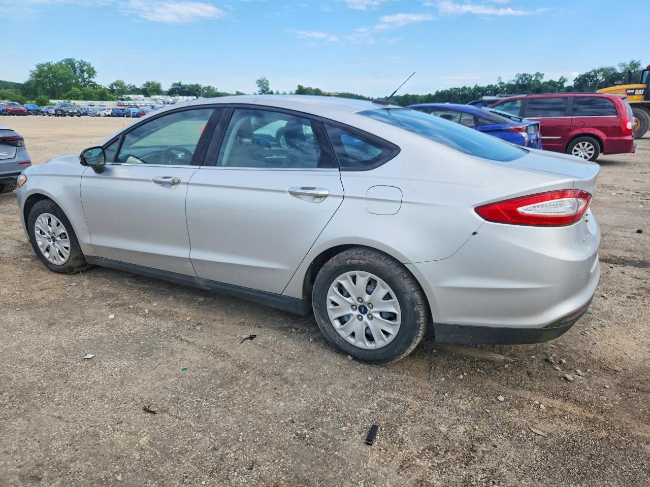 2013 Ford Fusion S Silver vin: 3FA6P0G73DR178893