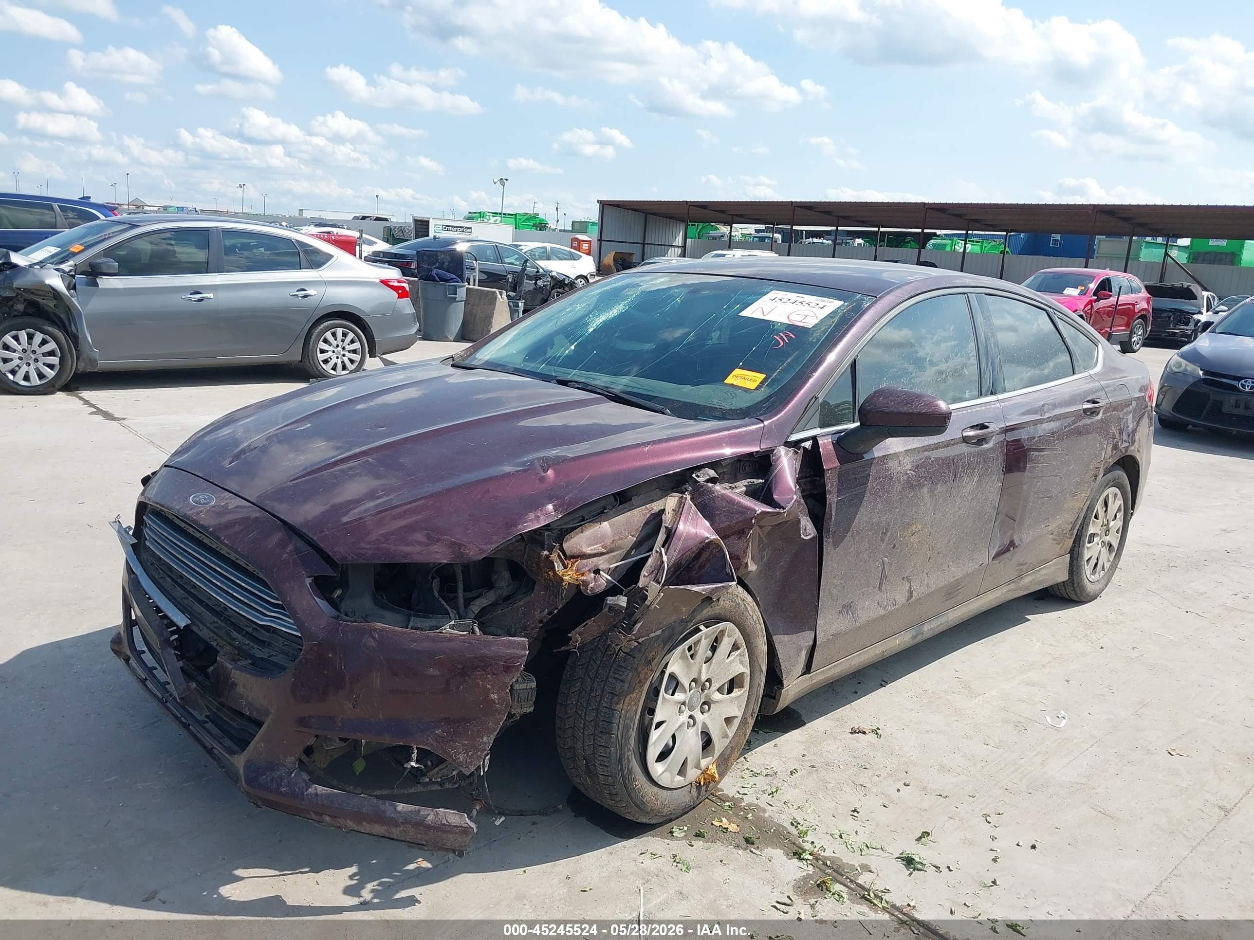2013 Ford Fusion S Burgundy vin: 3FA6P0G73DR208507