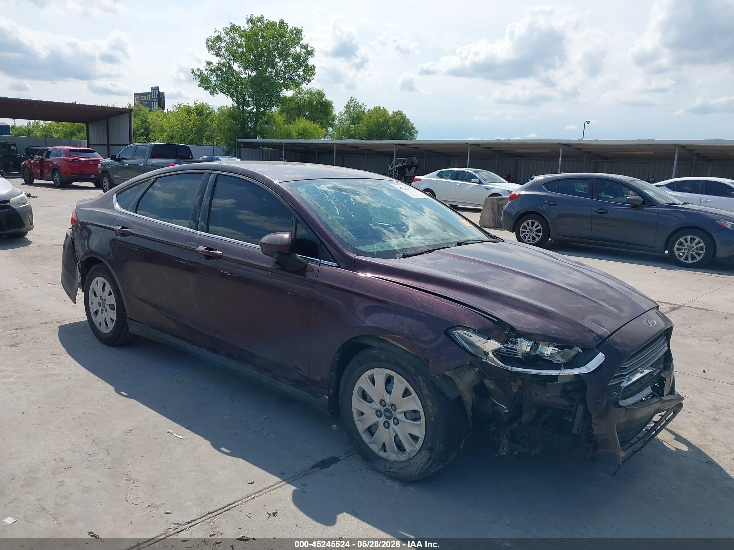 2013 Ford Fusion S Burgundy vin: 3FA6P0G73DR208507