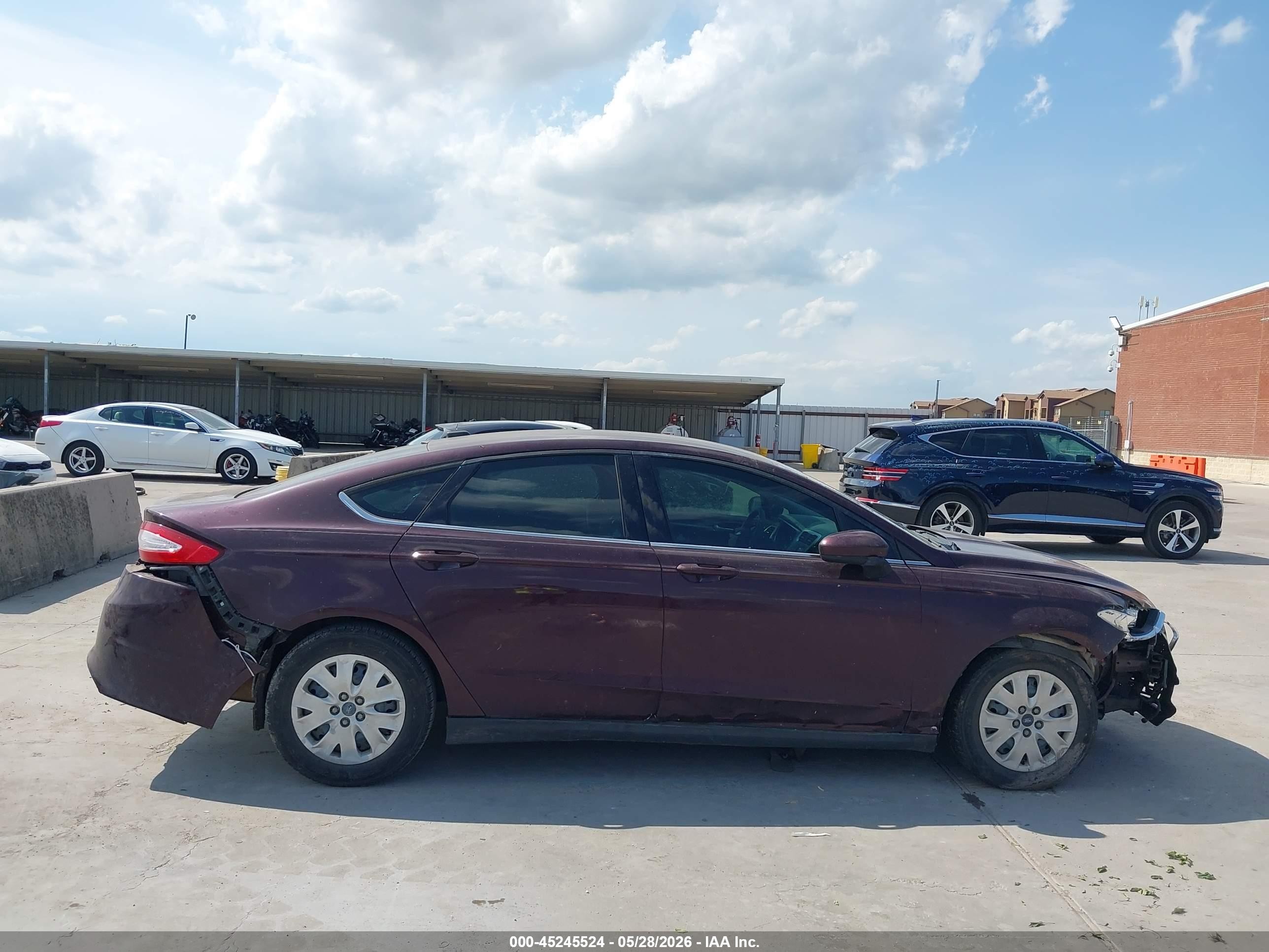 2013 Ford Fusion S Burgundy vin: 3FA6P0G73DR208507