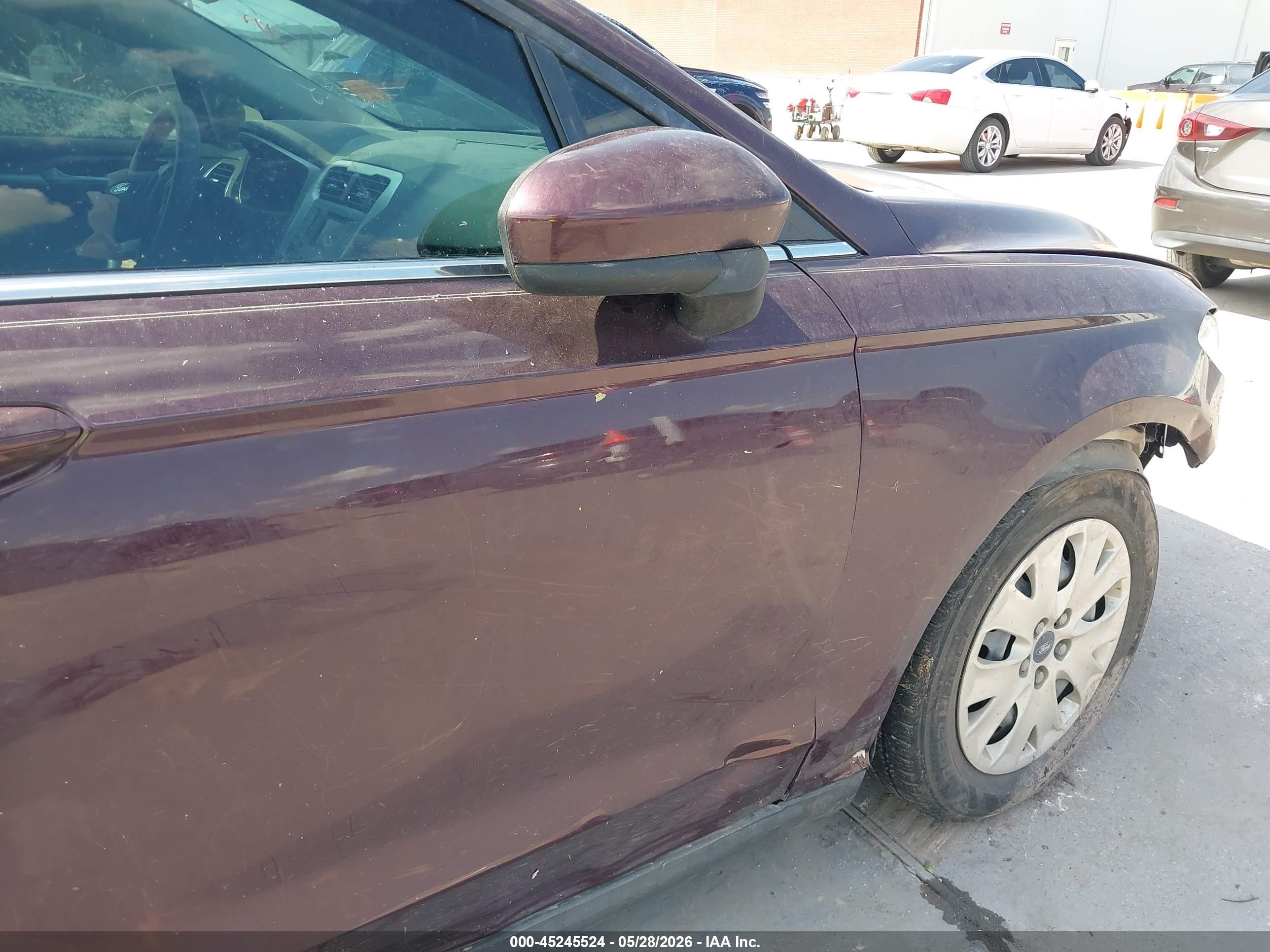 2013 Ford Fusion S Burgundy vin: 3FA6P0G73DR208507