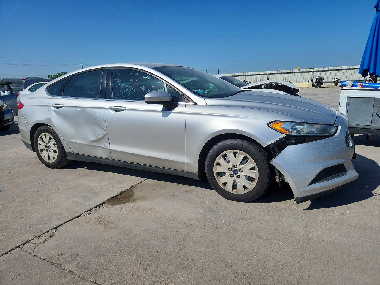 2013 Ford Fusion S Silver vin: 3FA6P0G73DR360819