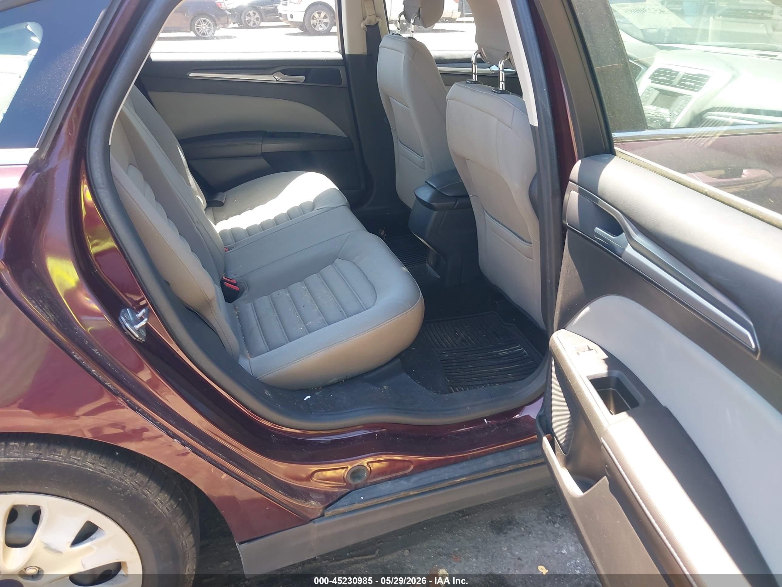 2013 Ford Fusion S Purple vin: 3FA6P0G73DR374803