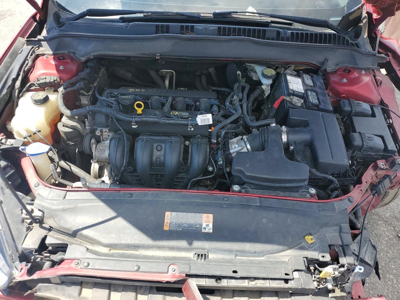 2014 Ford Fusion S Red vin: 3FA6P0G73ER107193