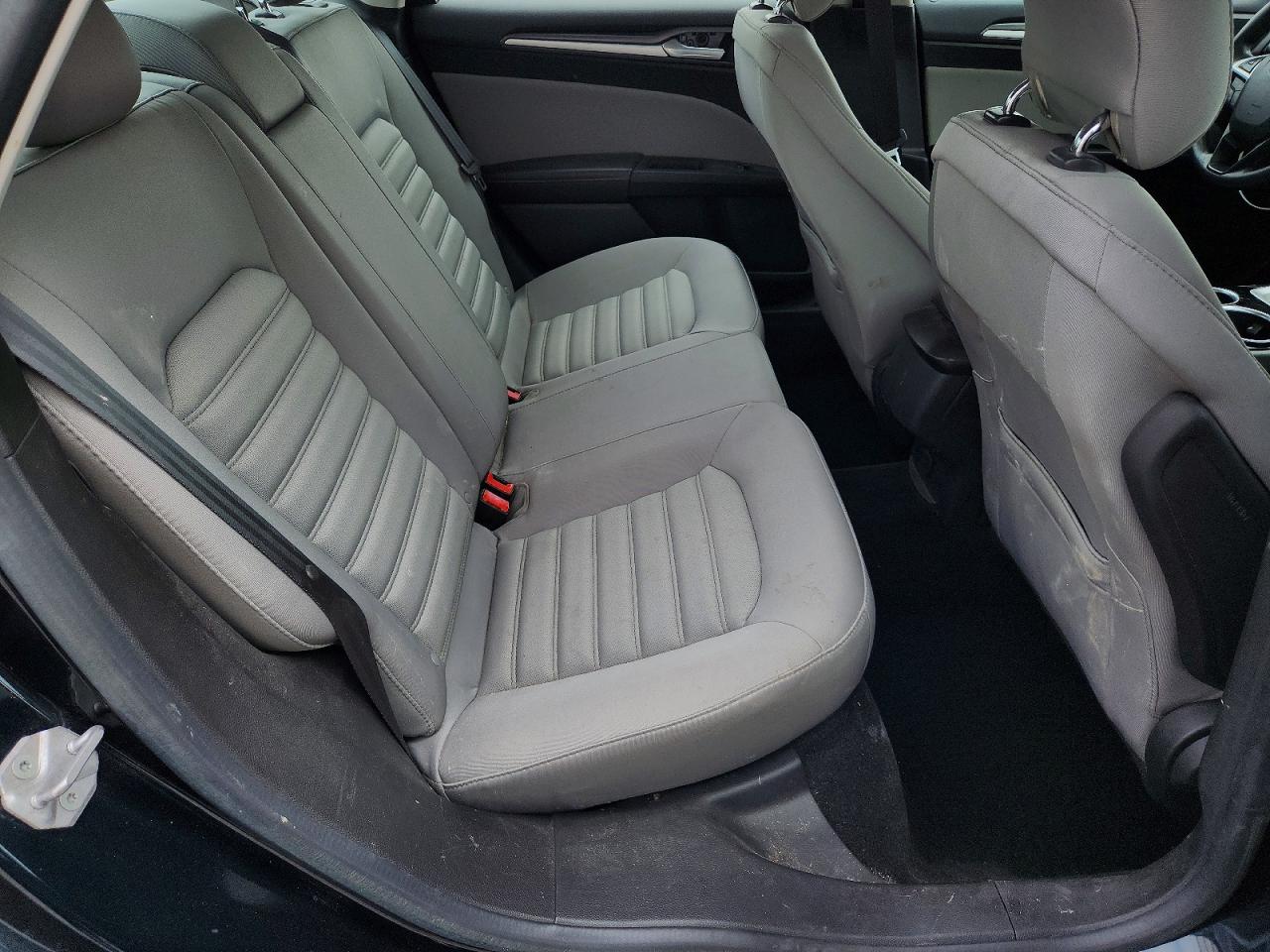 2014 Ford Fusion S Black vin: 3FA6P0G73ER109168