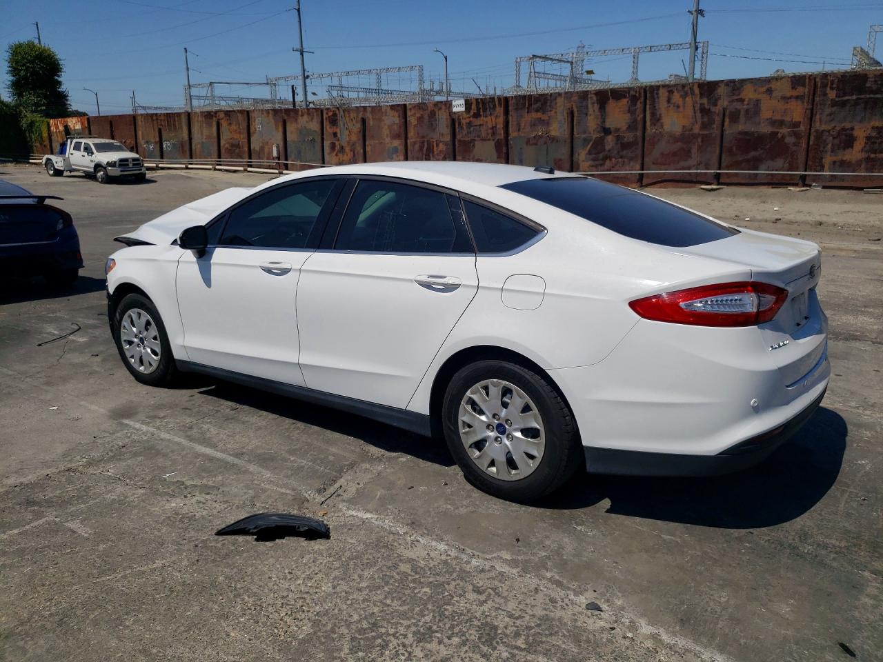 2014 Ford Fusion S Белый vin: 3FA6P0G73ER259698