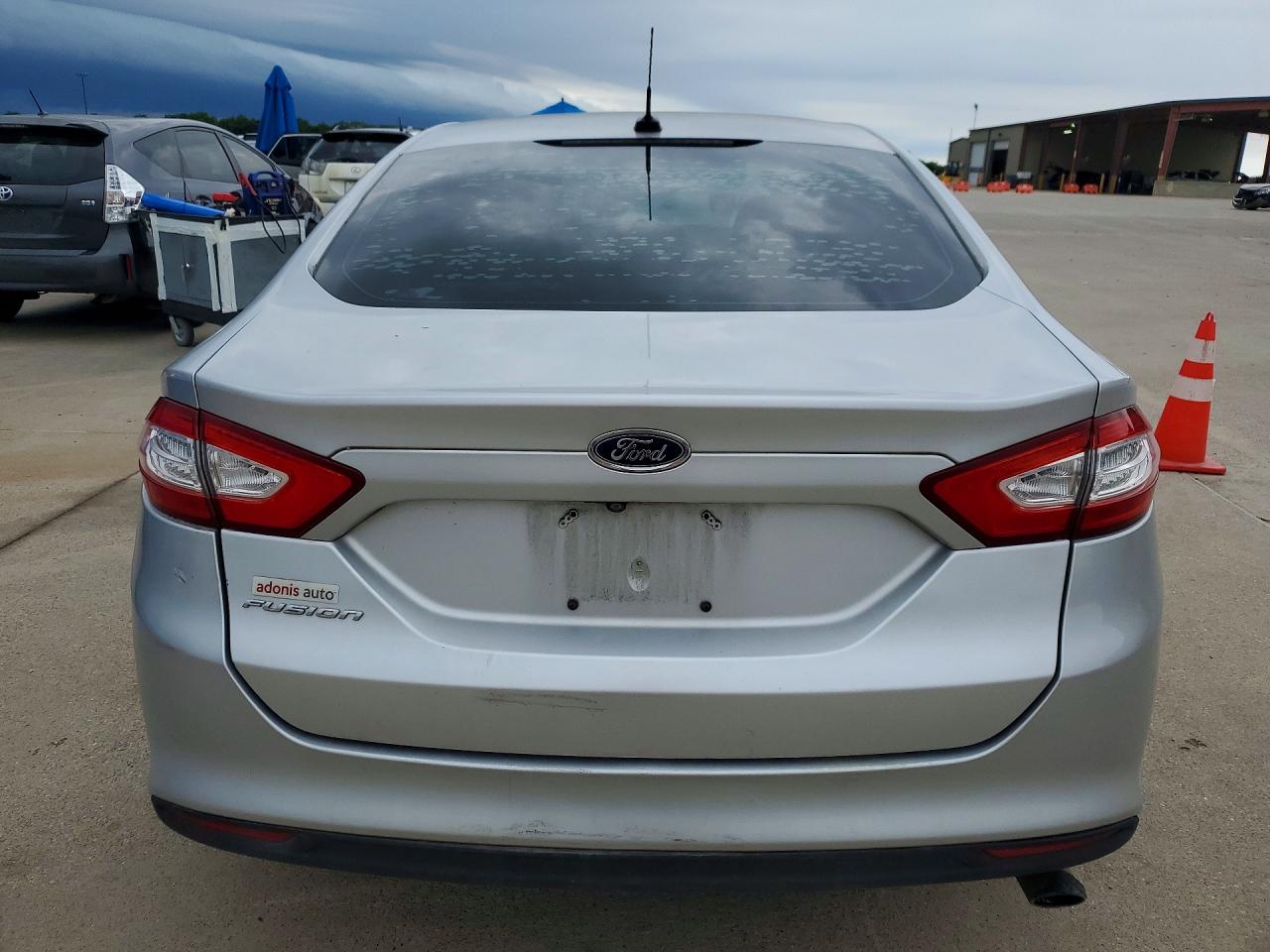 2015 Ford Fusion S Silver vin: 3FA6P0G73FR117613