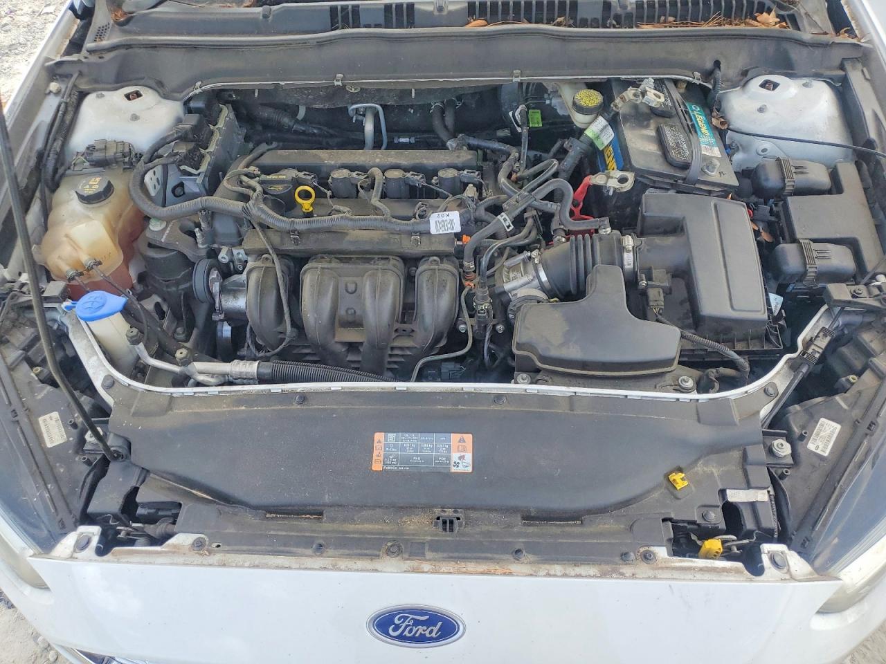 2015 Ford Fusion S White vin: 3FA6P0G73FR185085