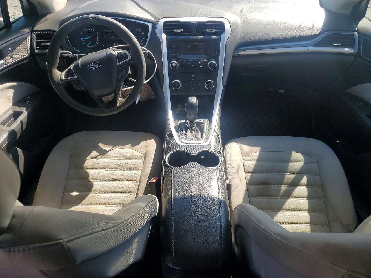 2015 Ford Fusion S Silver vin: 3FA6P0G73FR195048