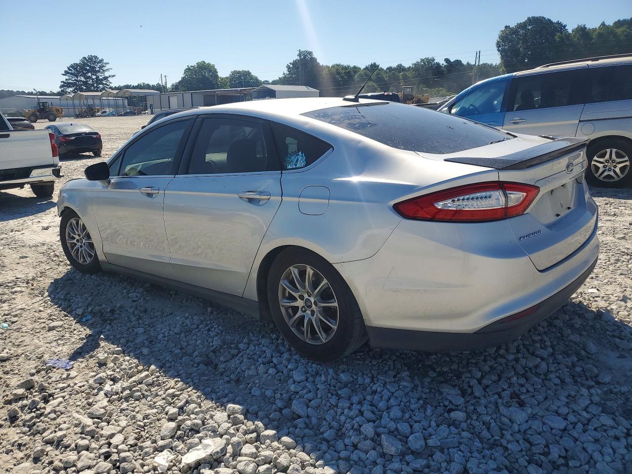 2015 Ford Fusion S Silver vin: 3FA6P0G73FR195048