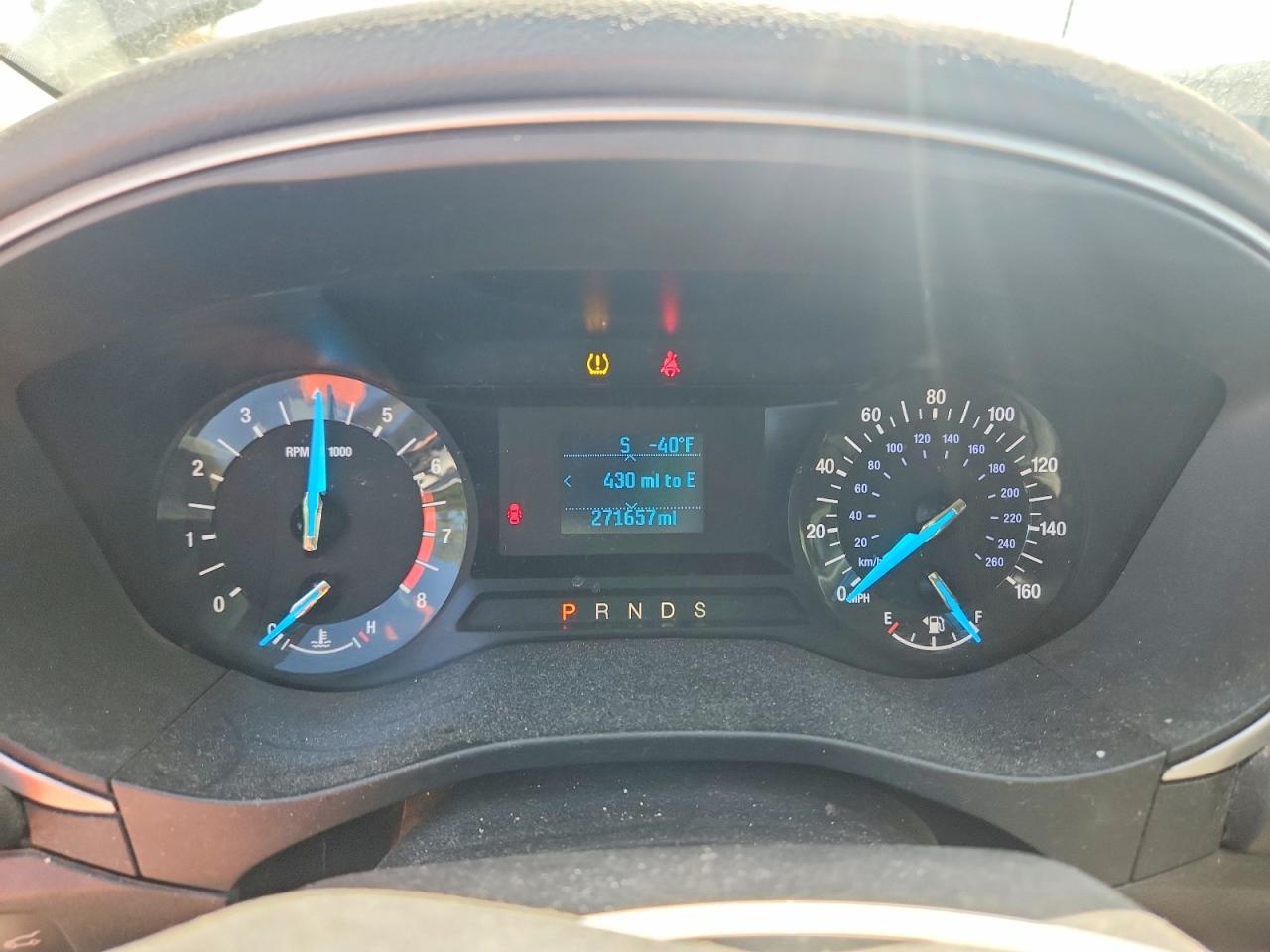 2015 Ford Fusion S Gray vin: 3FA6P0G73FR228808