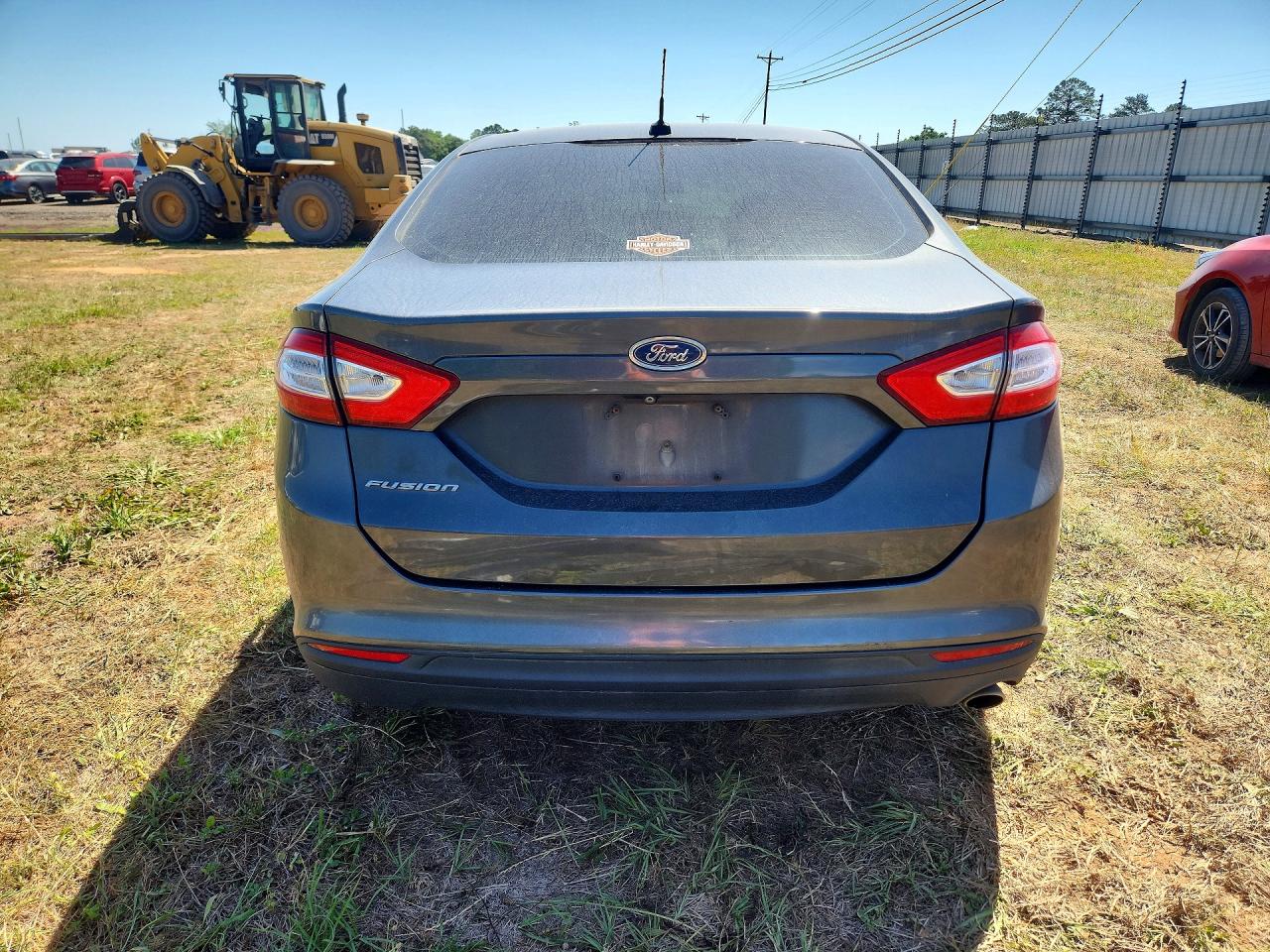 2015 Ford Fusion S Gray vin: 3FA6P0G73FR228808