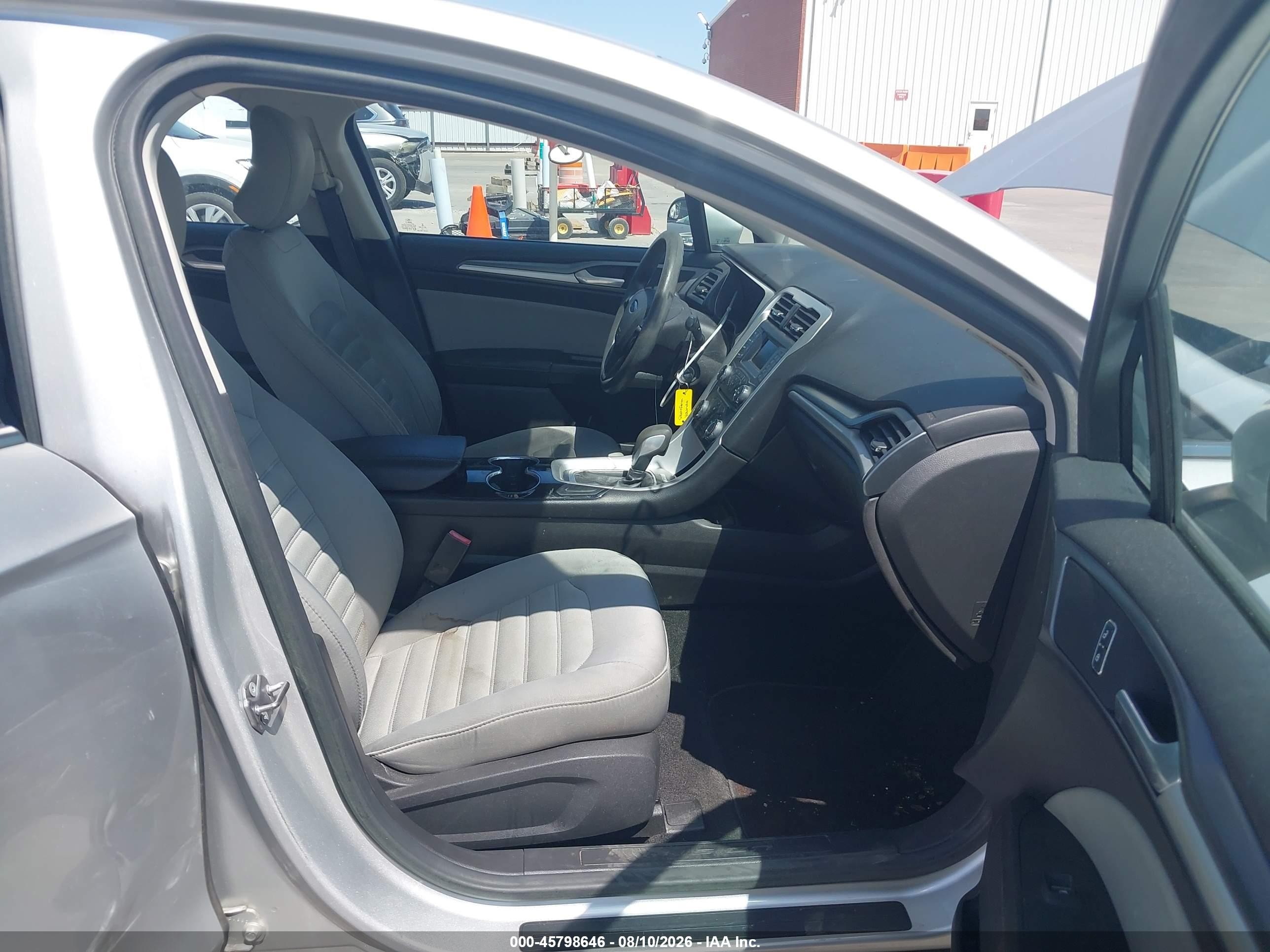 2015 Ford Fusion S Silver vin: 3FA6P0G73FR274445