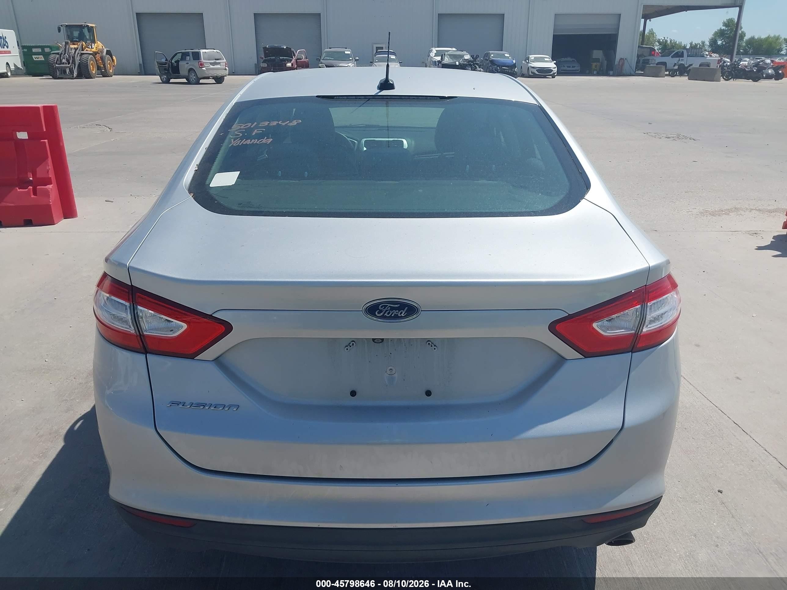 2015 Ford Fusion S Silver vin: 3FA6P0G73FR274445