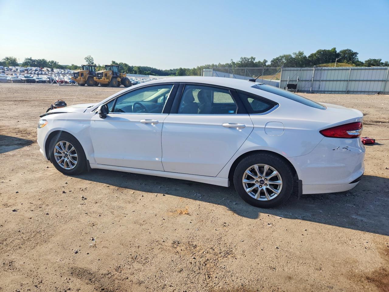 2017 Ford Fusion S White vin: 3FA6P0G73HR372359