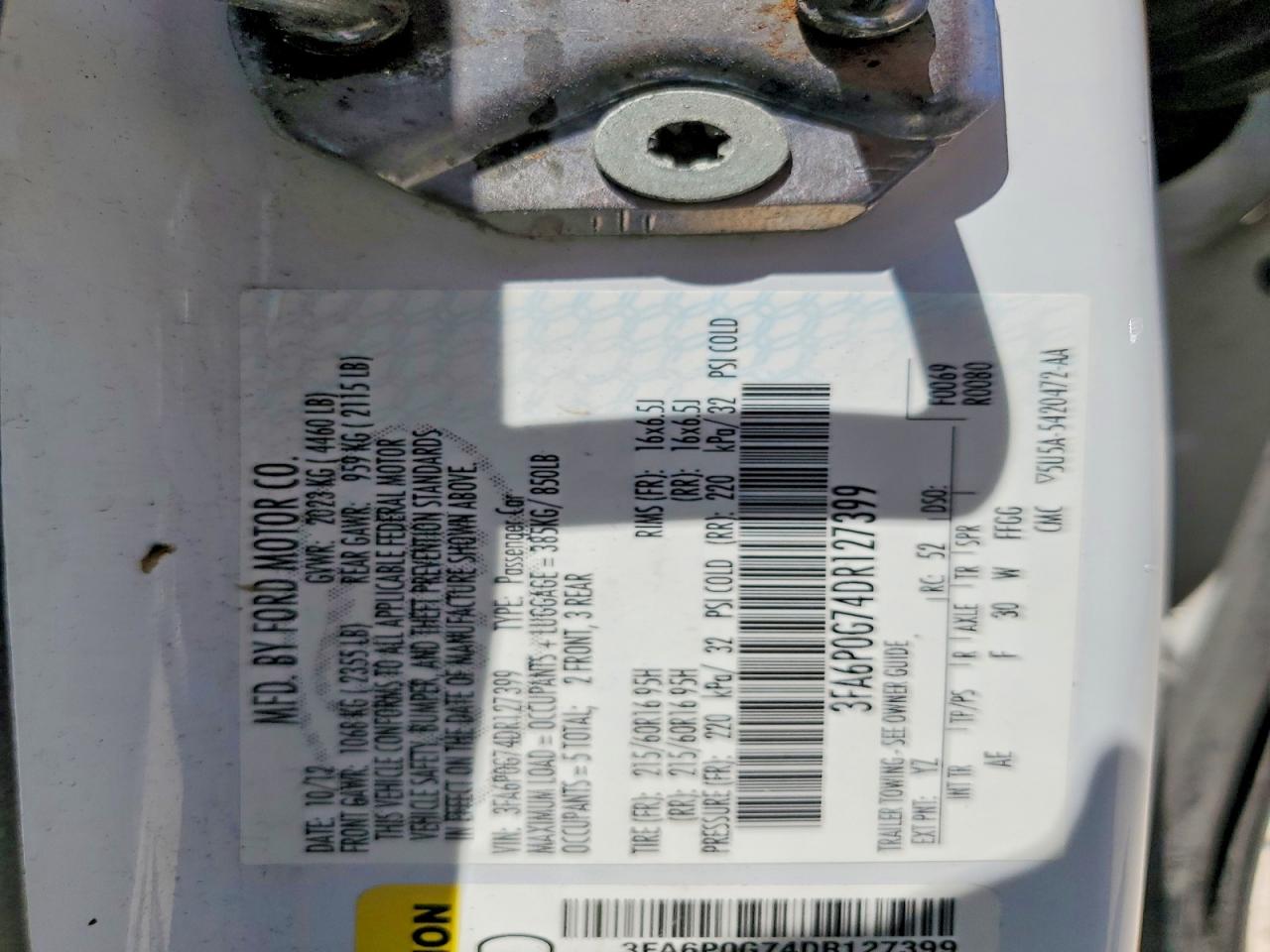2013 Ford Fusion S White vin: 3FA6P0G74DR127399