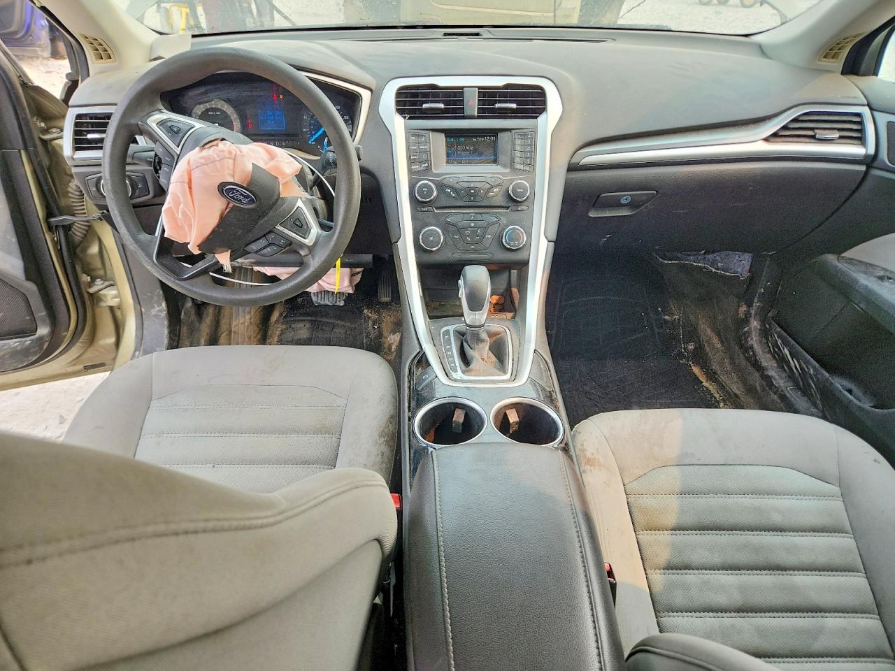 2013 Ford Fusion S Green vin: 3FA6P0G74DR188008