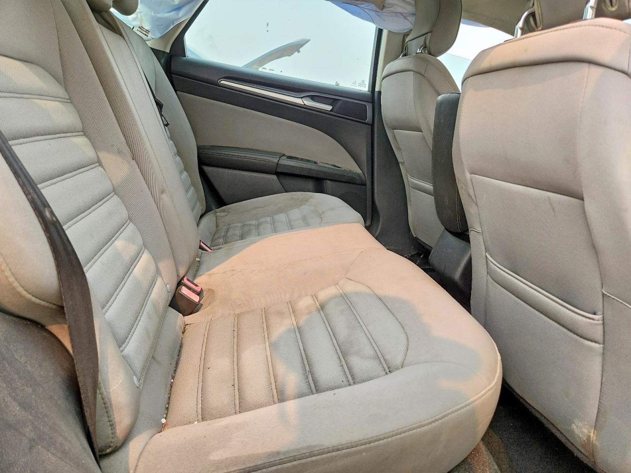 2013 Ford Fusion S Green vin: 3FA6P0G74DR188008