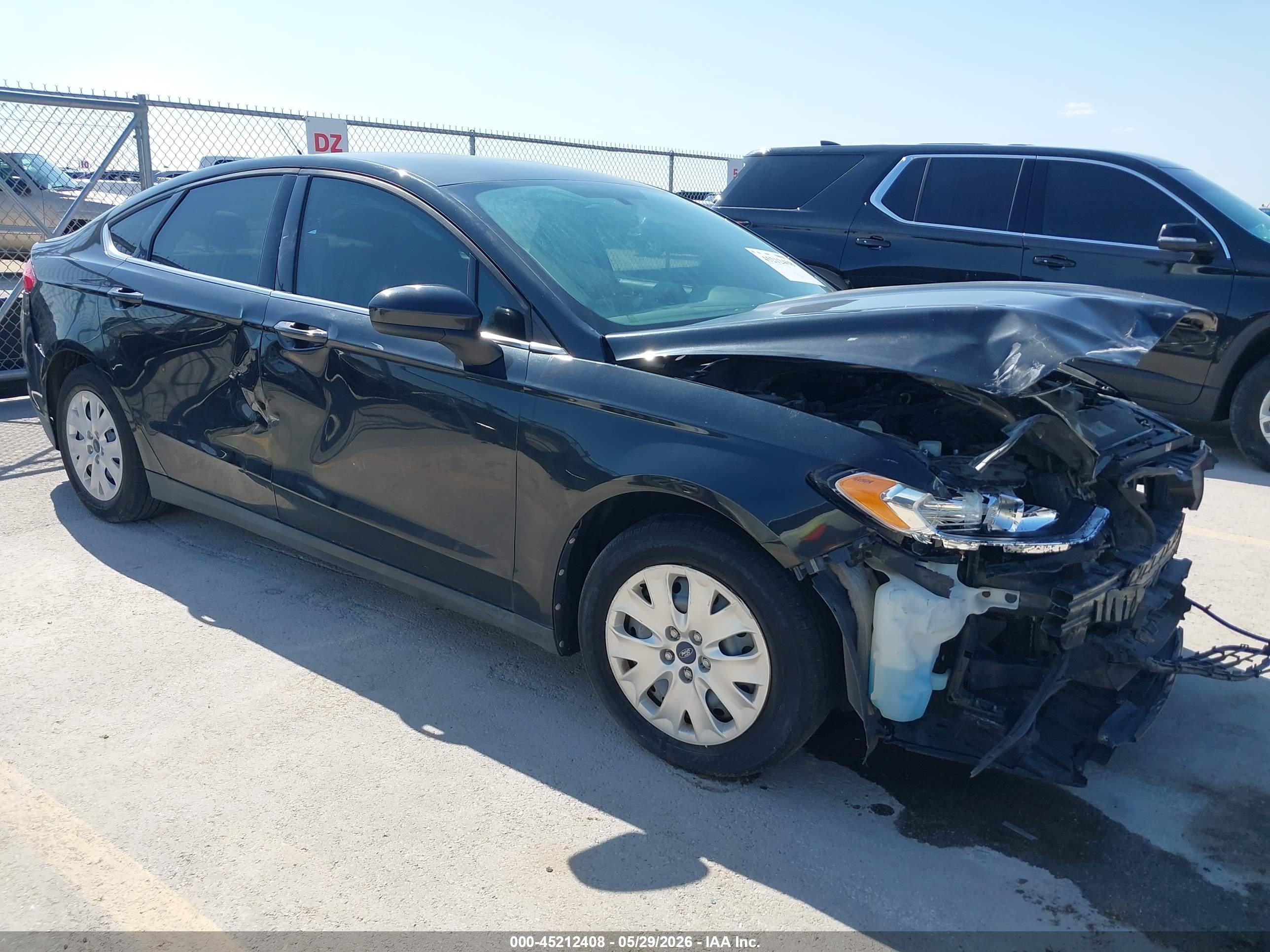 2013 Ford Fusion S Black vin: 3FA6P0G74DR254122