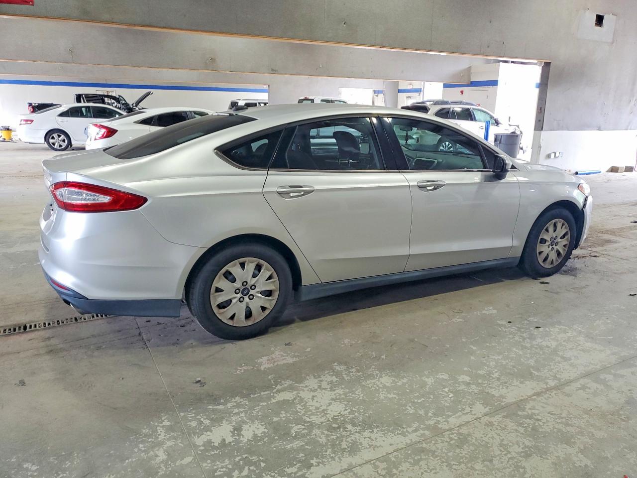 2013 Ford Fusion S Silver vin: 3FA6P0G74DR383610