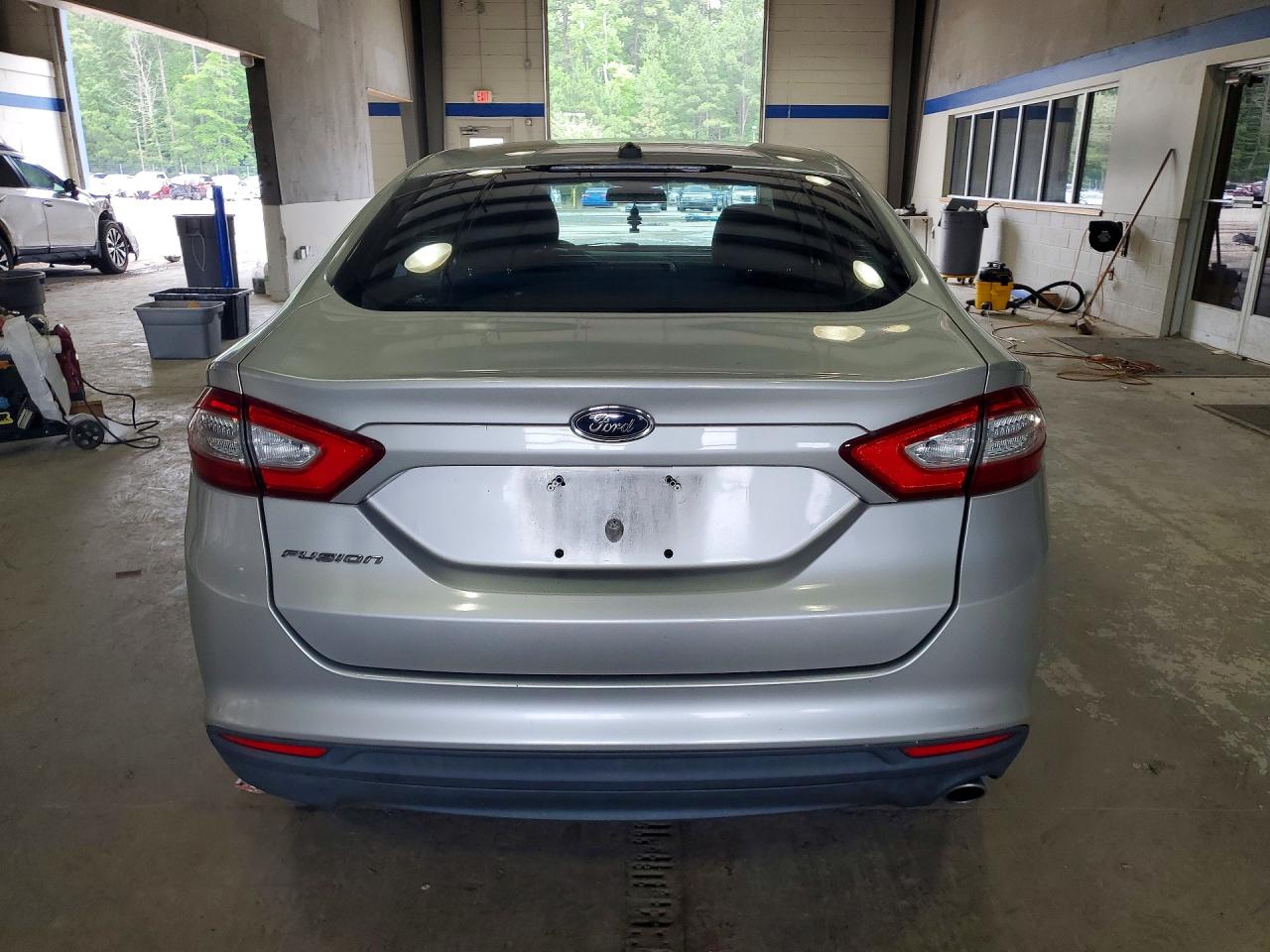 2013 Ford Fusion S Silver vin: 3FA6P0G74DR383610