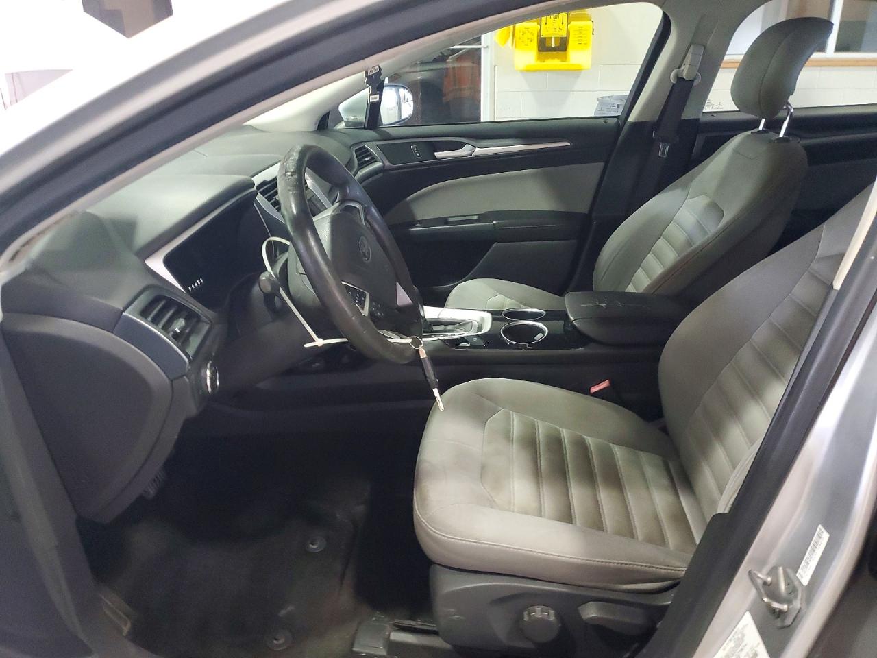 2013 Ford Fusion S Silver vin: 3FA6P0G74DR383610