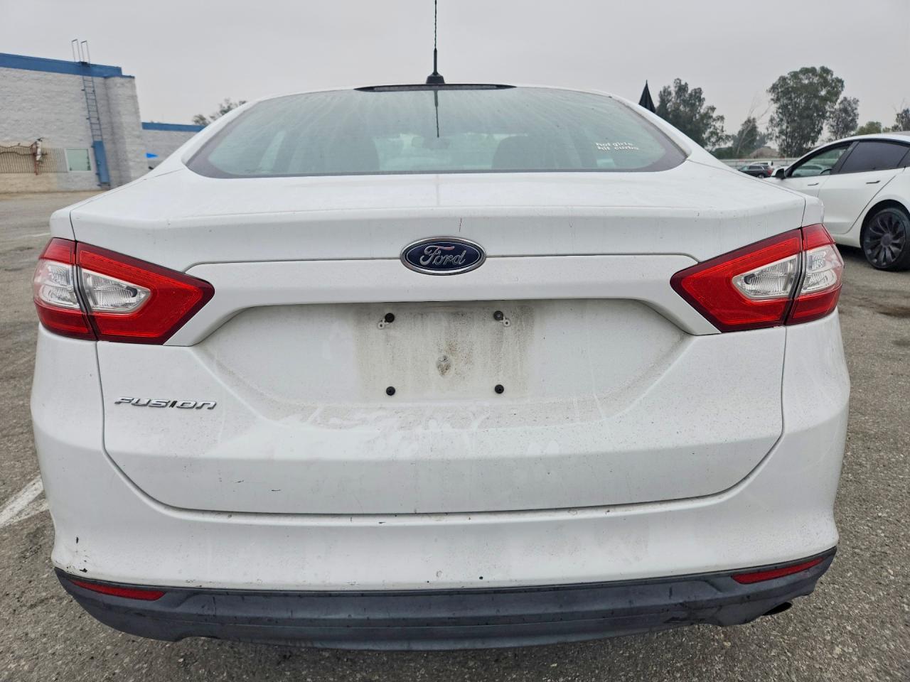 2014 Ford Fusion S Белый vin: 3FA6P0G74ER137691