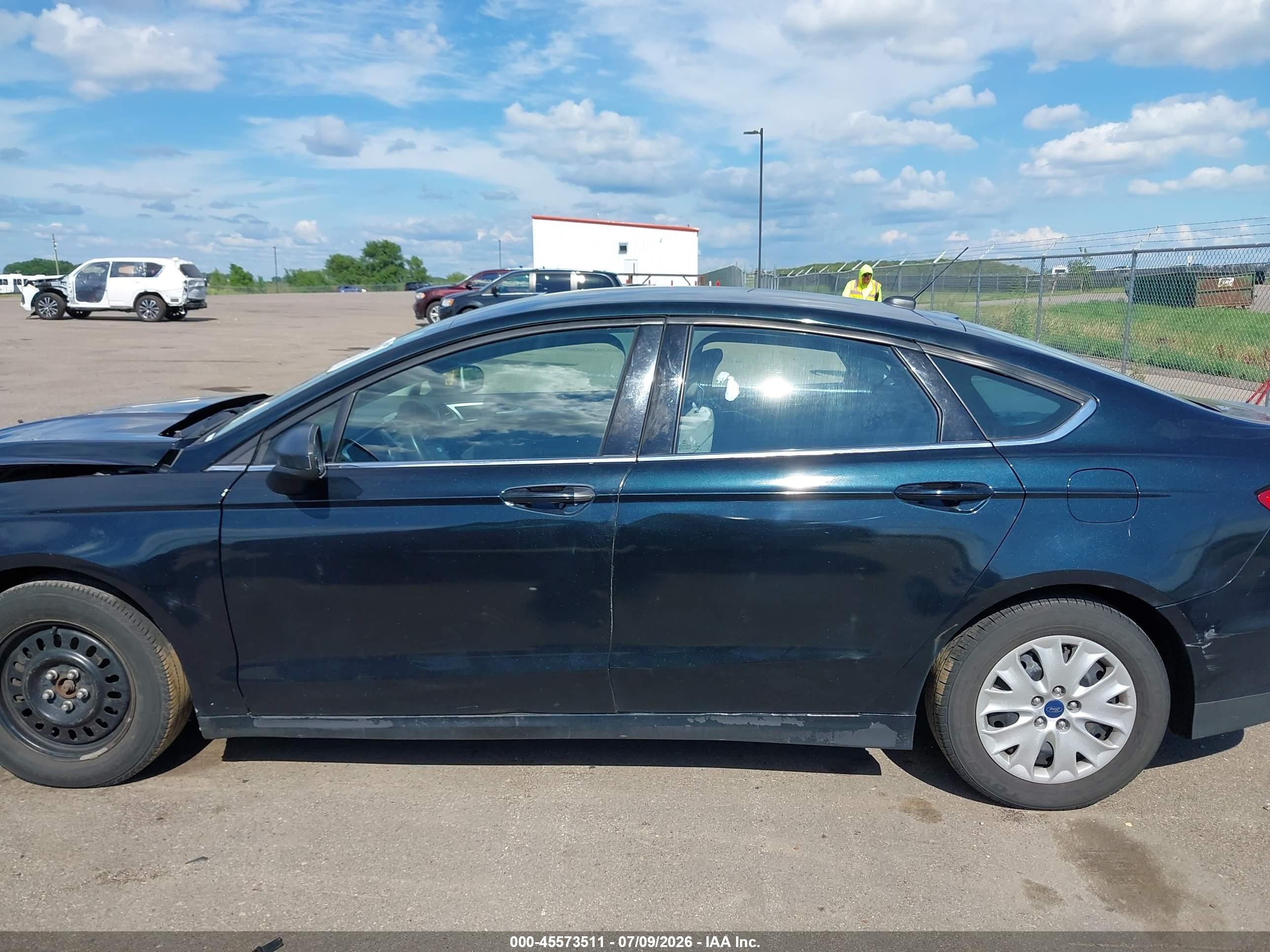 2014 Ford Fusion S Black vin: 3FA6P0G74ER241596