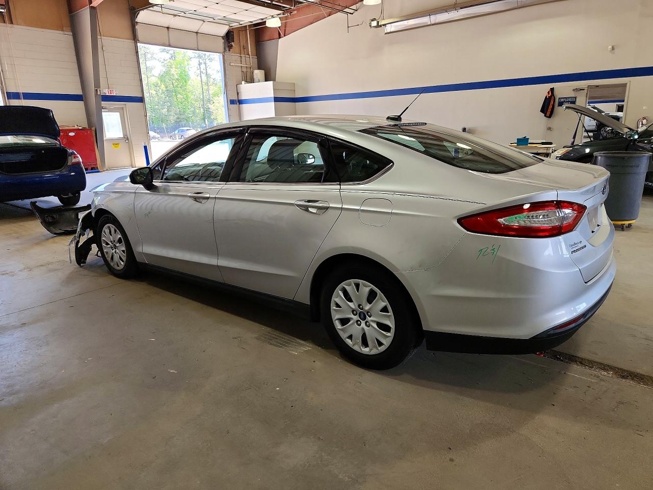 2014 Ford Fusion S Silver vin: 3FA6P0G74ER363374