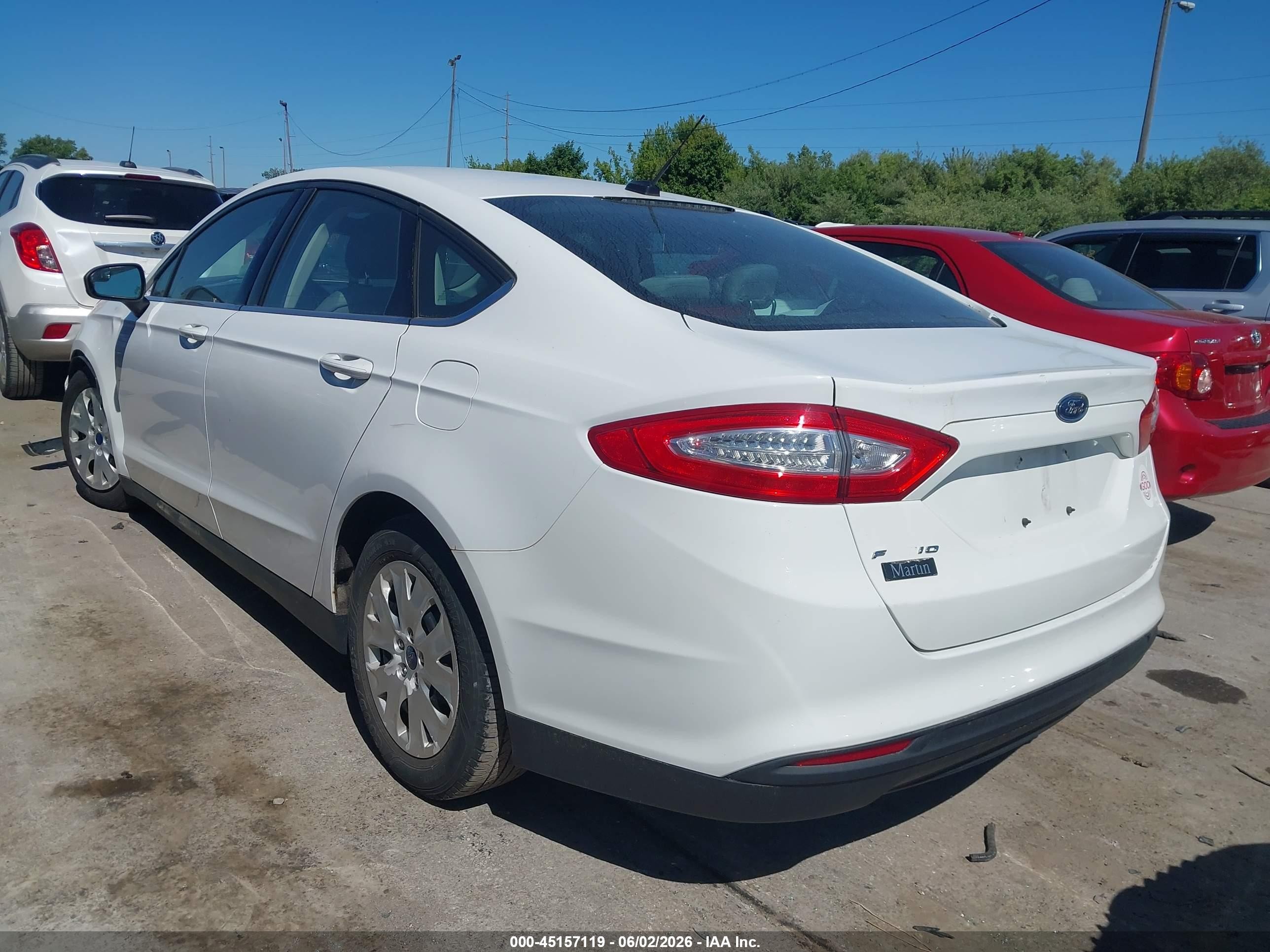 2014 Ford Fusion S White vin: 3FA6P0G74ER374763