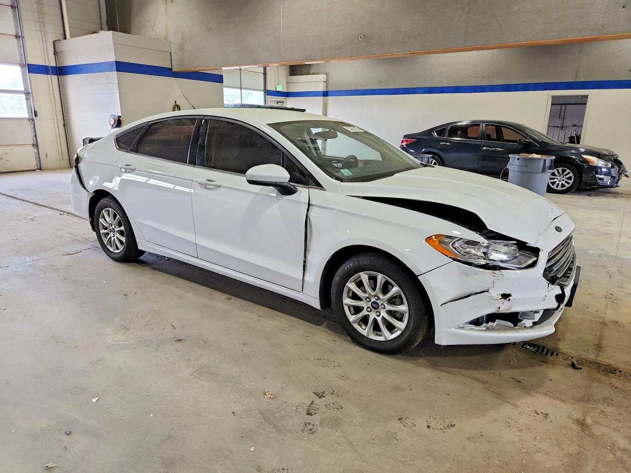 2018 Ford Fusion S White vin: 3FA6P0G74JR283762