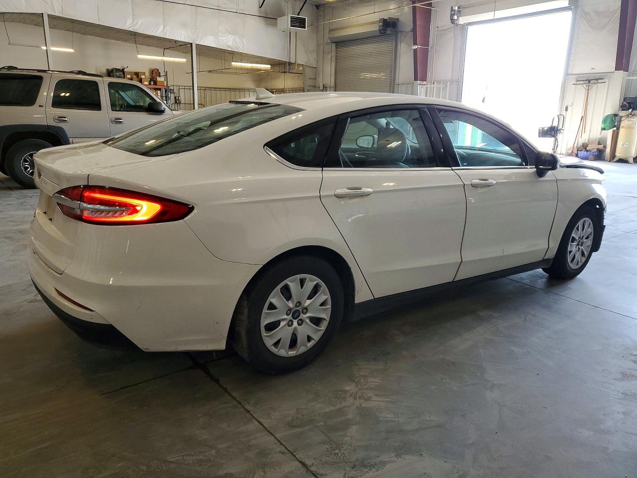 2020 Ford Fusion S Белый vin: 3FA6P0G74LR228294
