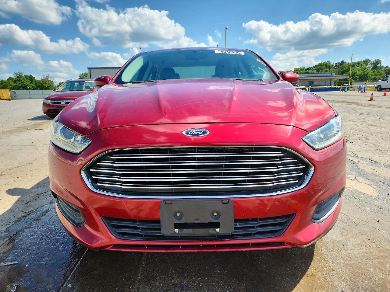 2013 Ford Fusion S Красный vin: 3FA6P0G75DR171072