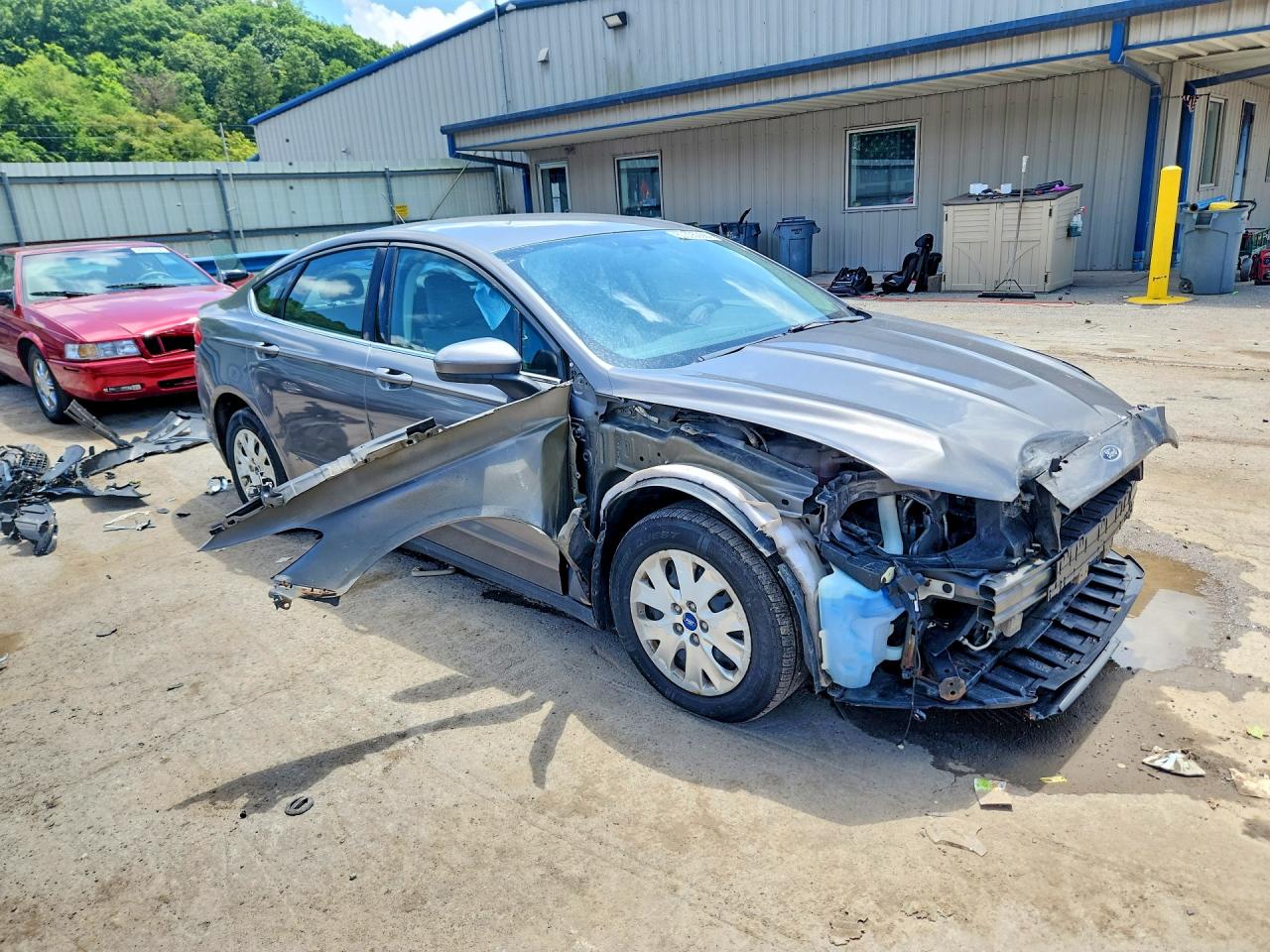 2013 Ford Fusion S Серый vin: 3FA6P0G75DR179916