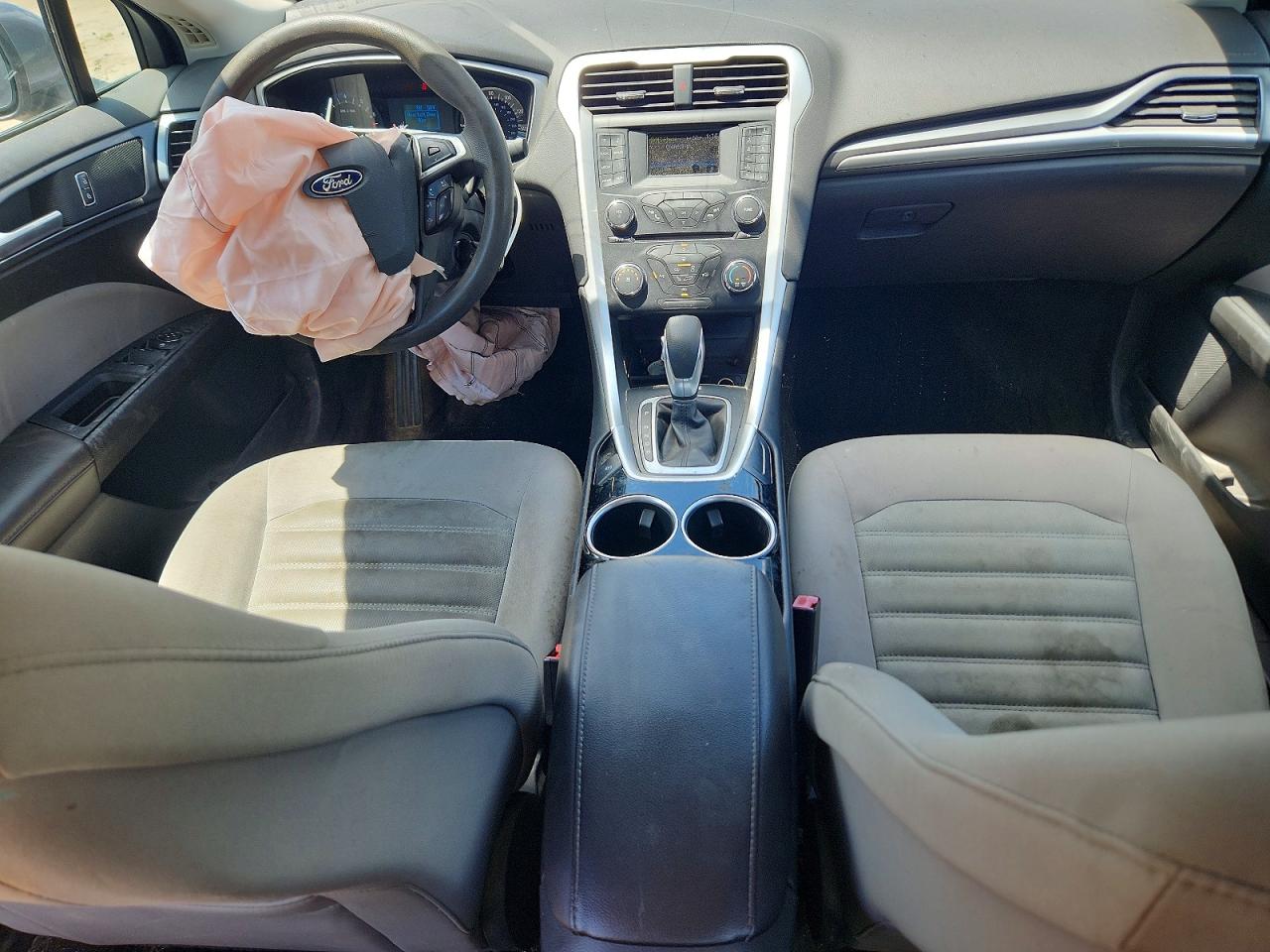 2013 Ford Fusion S Серый vin: 3FA6P0G75DR179916