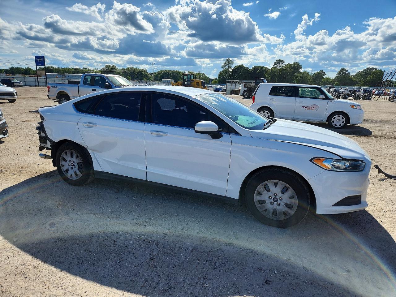 2013 Ford Fusion S White vin: 3FA6P0G75DR192035
