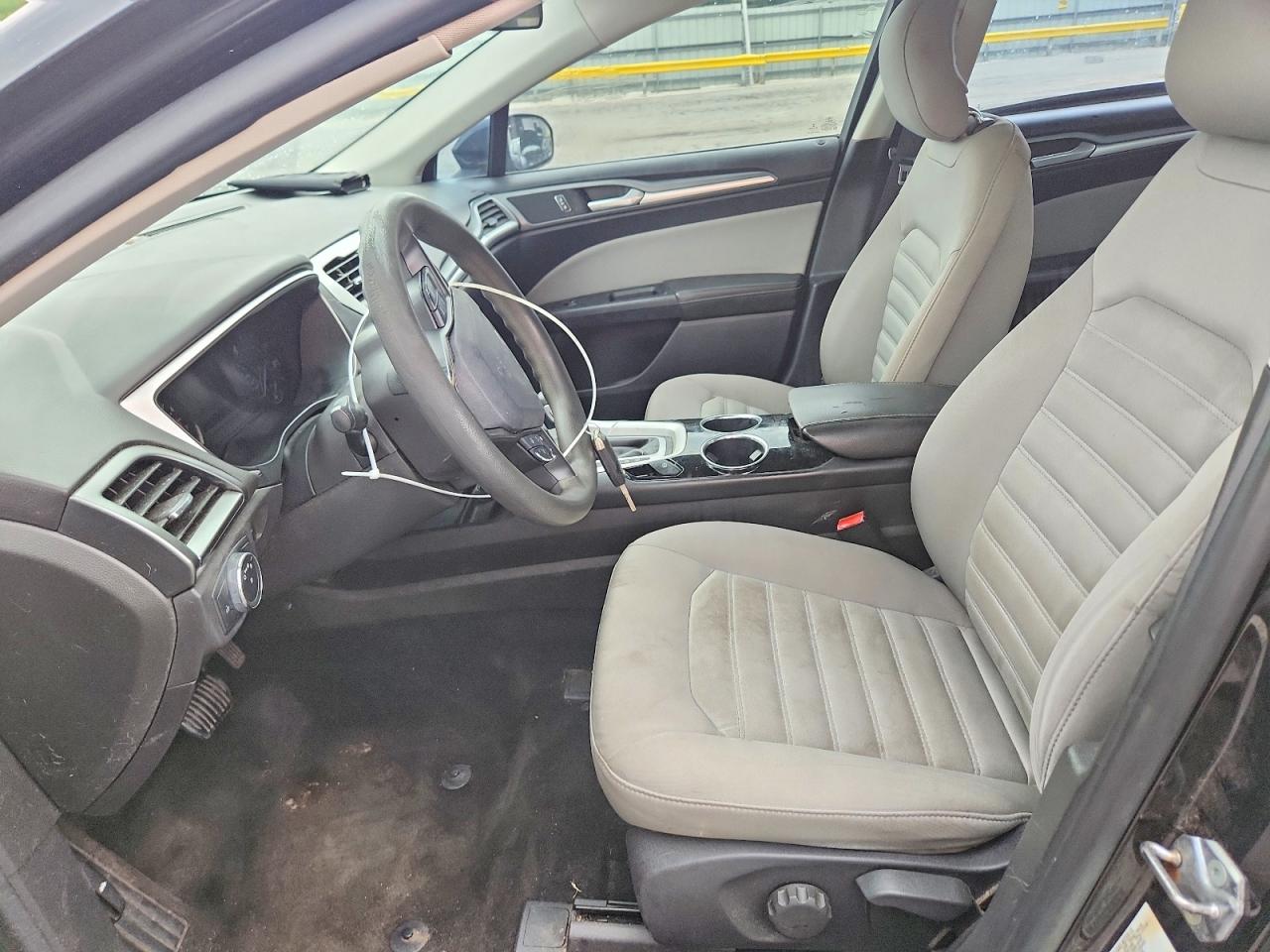 2013 Ford Fusion S Black vin: 3FA6P0G75DR229150