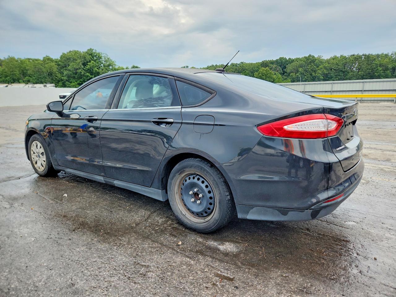 2013 Ford Fusion S Black vin: 3FA6P0G75DR229150
