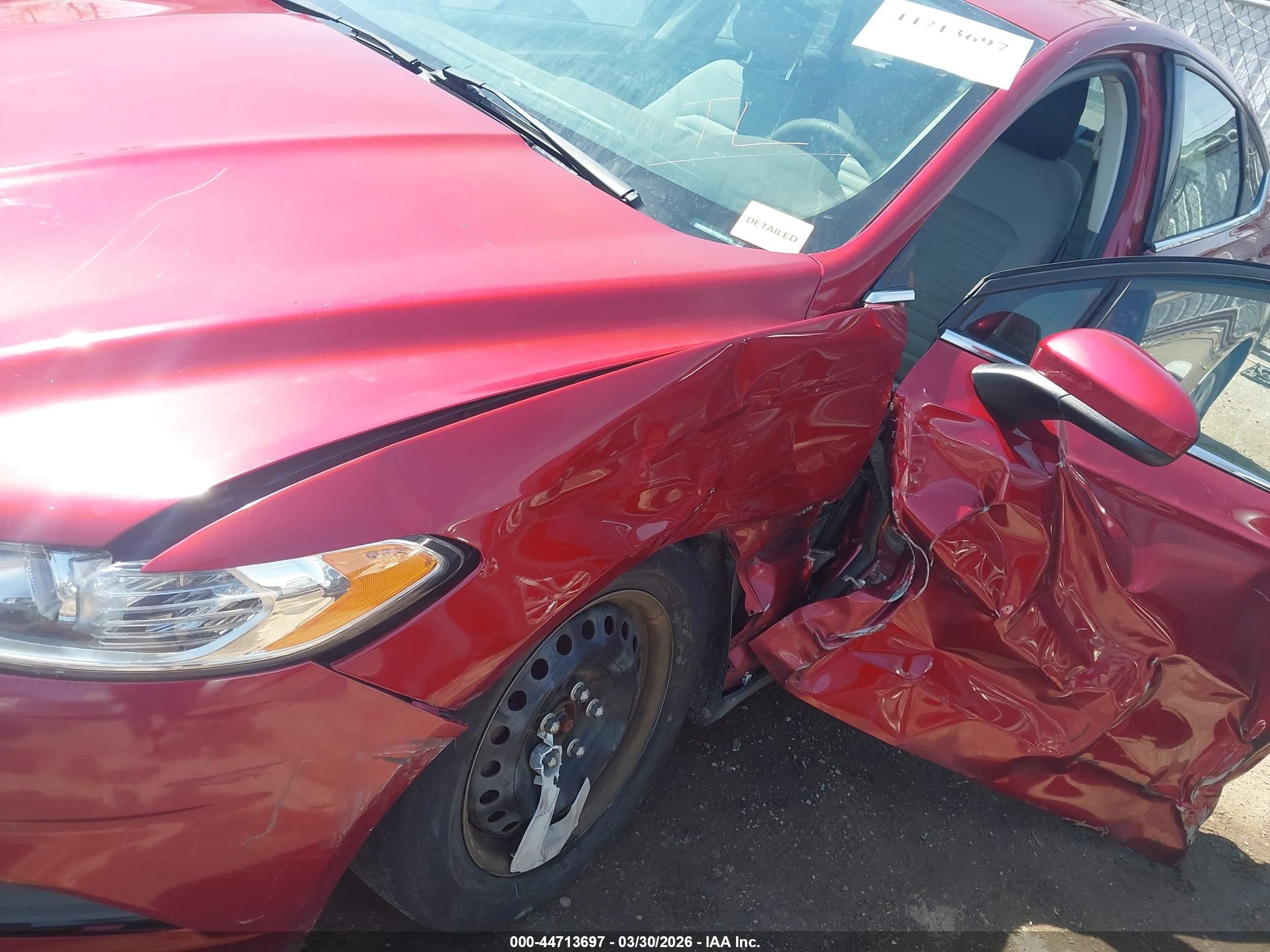 2013 Ford Fusion S Red vin: 3FA6P0G75DR309774