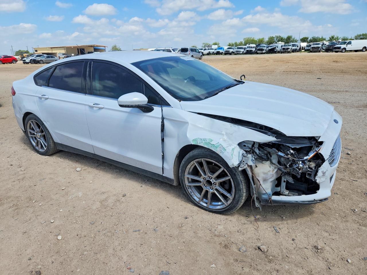 2013 Ford Fusion S White vin: 3FA6P0G75DR362491