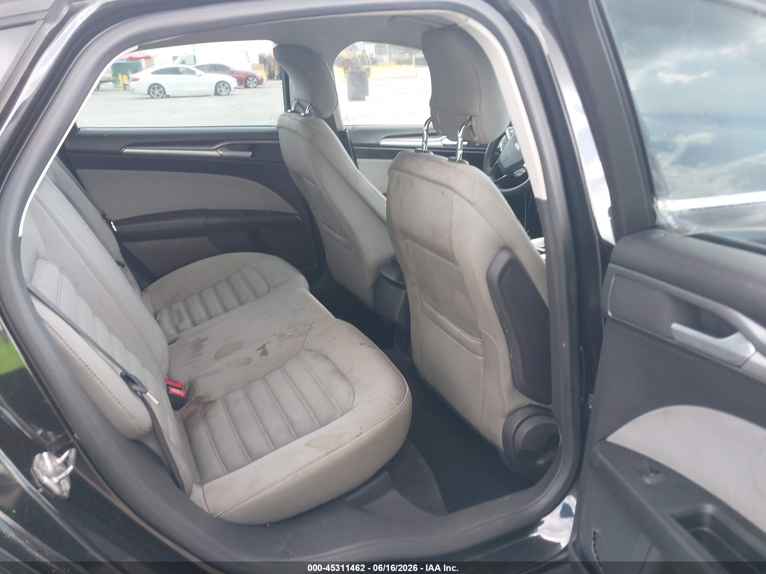 2013 Ford Fusion S Black vin: 3FA6P0G75DR380375