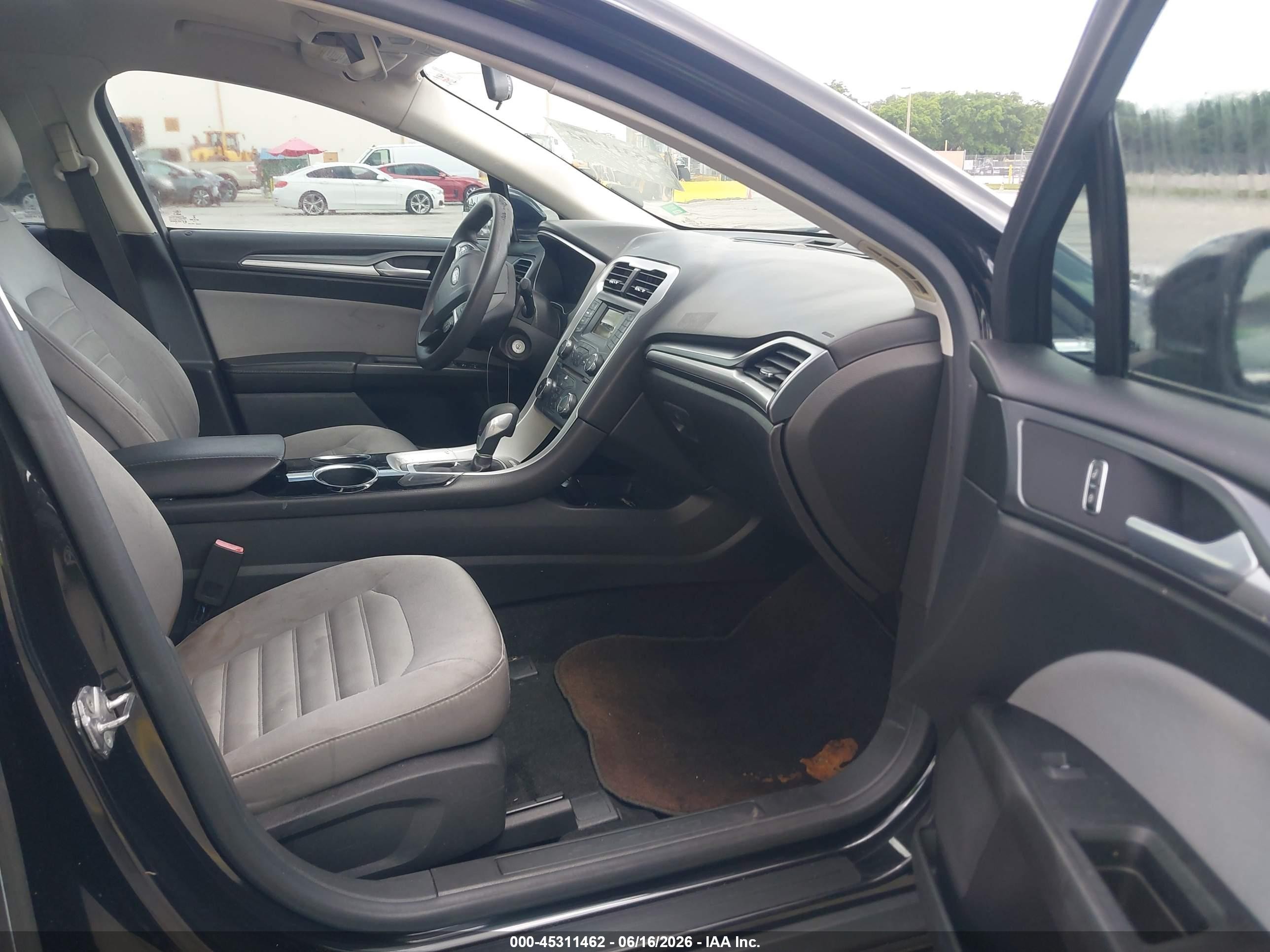 2013 Ford Fusion S Black vin: 3FA6P0G75DR380375