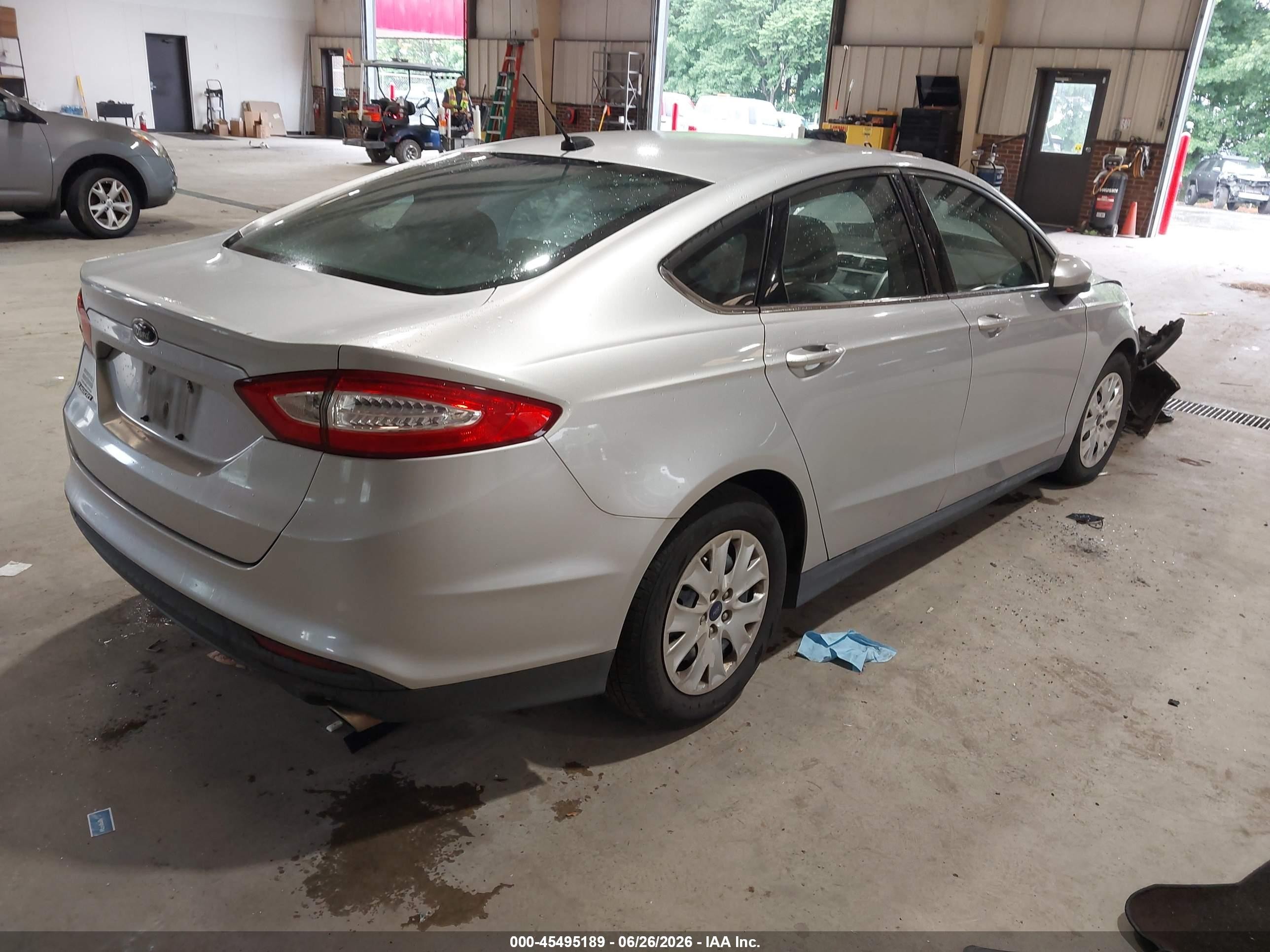 2014 Ford Fusion S Silver vin: 3FA6P0G75ER296400