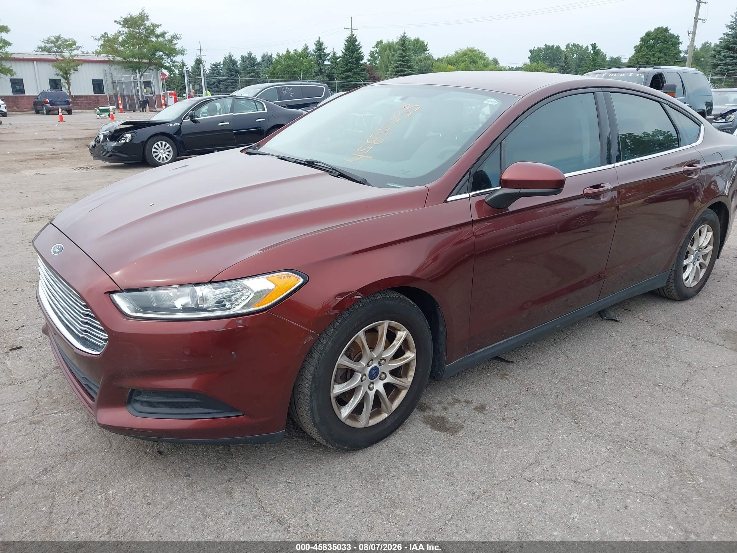 2015 Ford Fusion S Burgundy vin: 3FA6P0G75FR189204