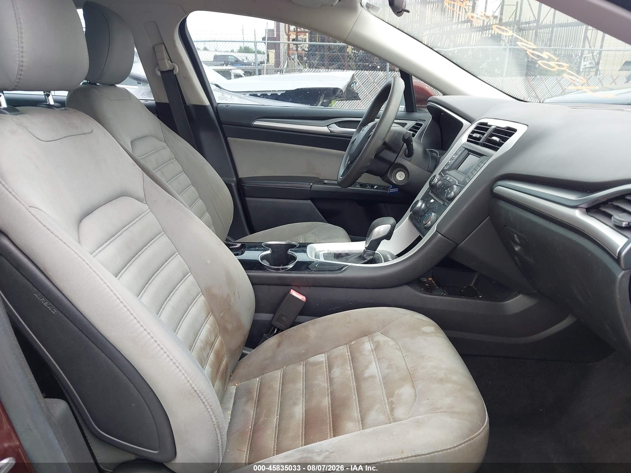 2015 Ford Fusion S Burgundy vin: 3FA6P0G75FR189204